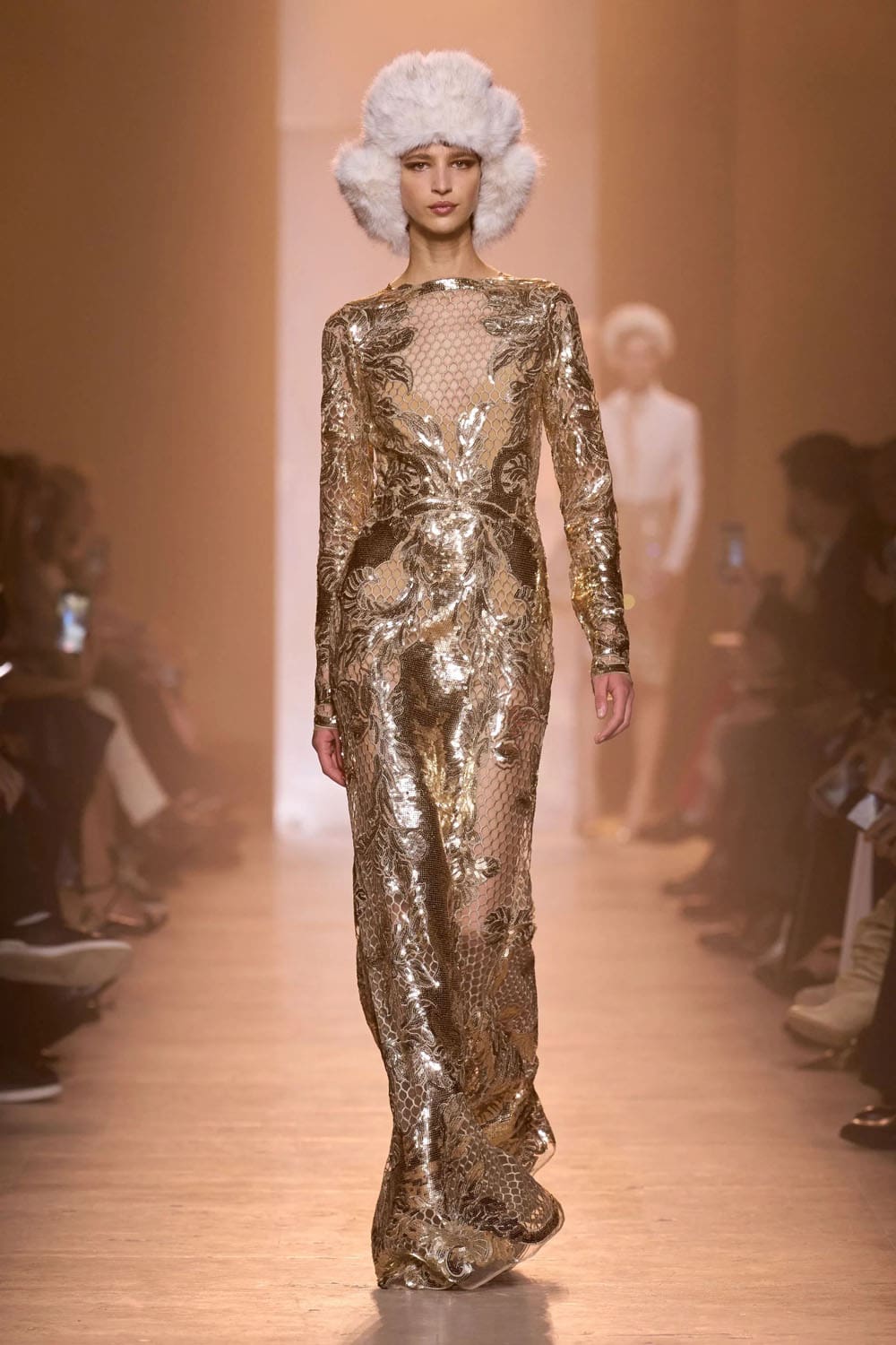 Elie Saab Fall Winter 2025 26 Ready to Wear Runway Magazine (59)