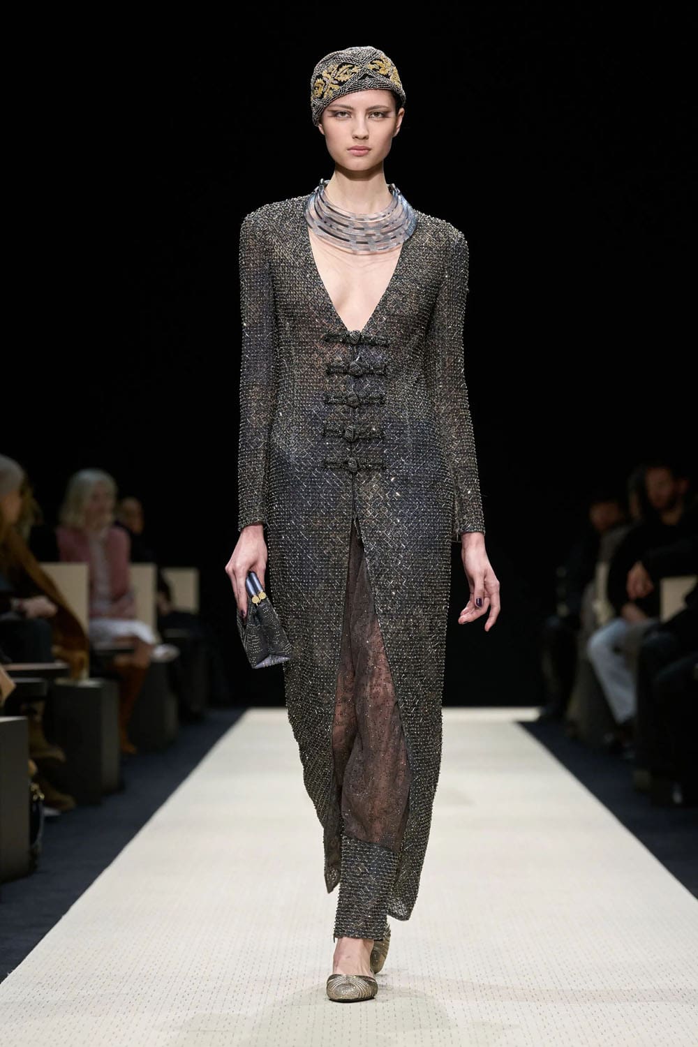 Giorgio Armani Outono Inverno 2025 2026 Feminino Runway Revista (76)