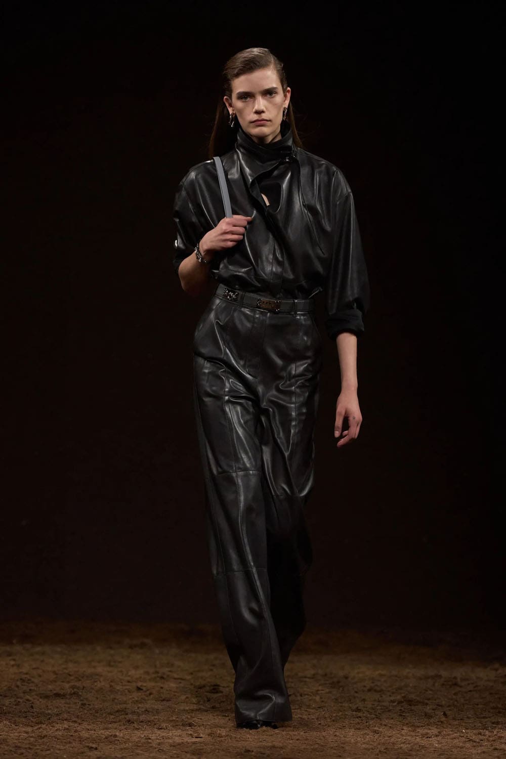 Hermès Automne Hiver 2025 2026 Runway Magazine (11)