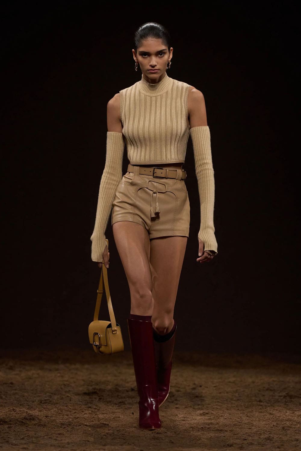 Hermès Automne Hiver 2025 2026 Runway Magazine (16)
