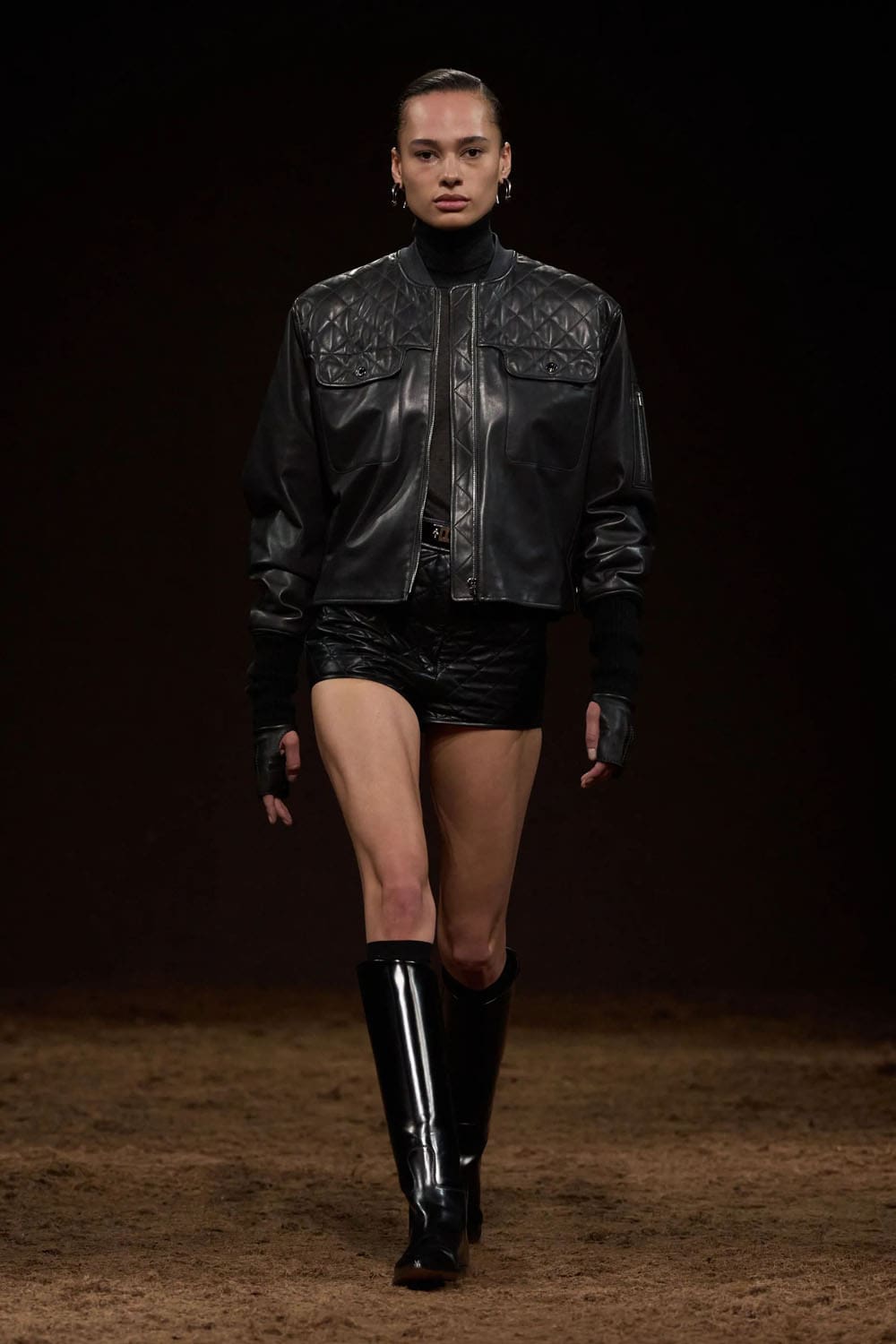Hermès Automne Hiver 2025 2026 Runway Magazine (35)