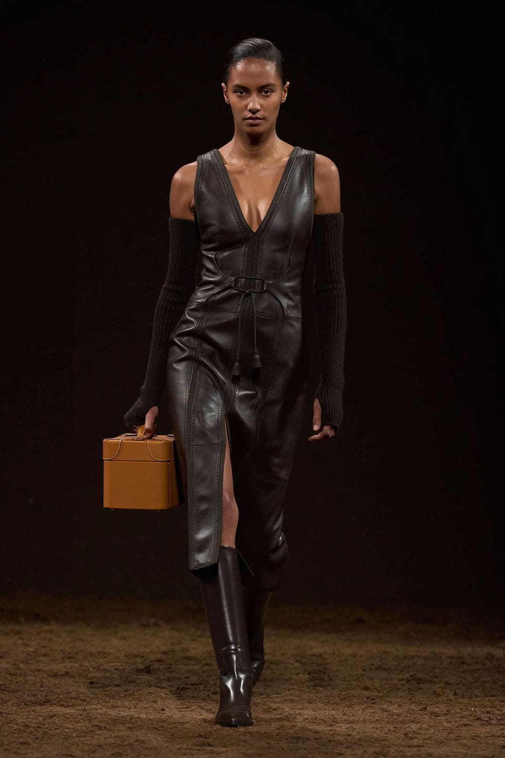 Hermès Automne Hiver 2025 2026 Runway Magazine (39)