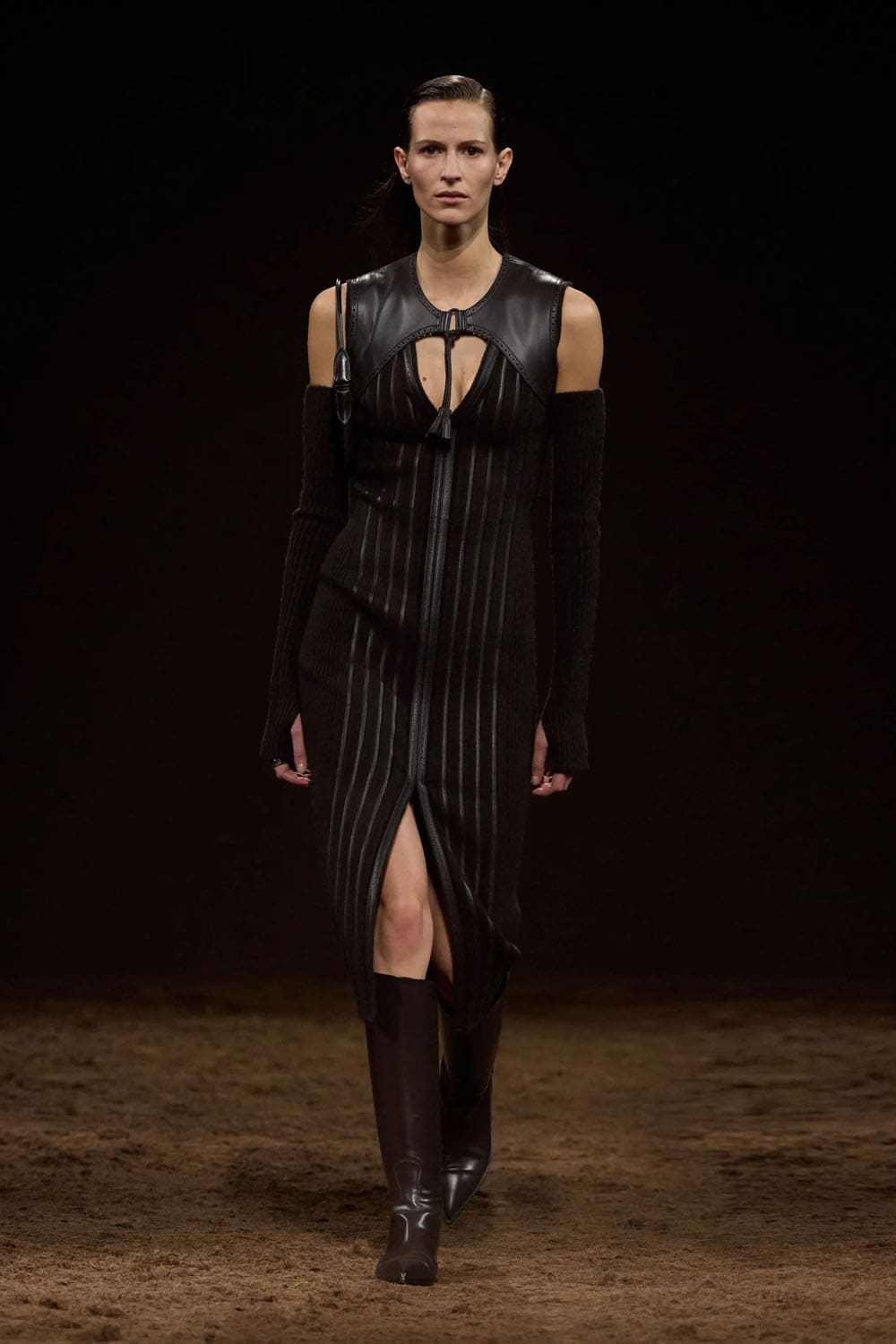 Hermès Automne Hiver 2025 2026 Runway Magazine (40)