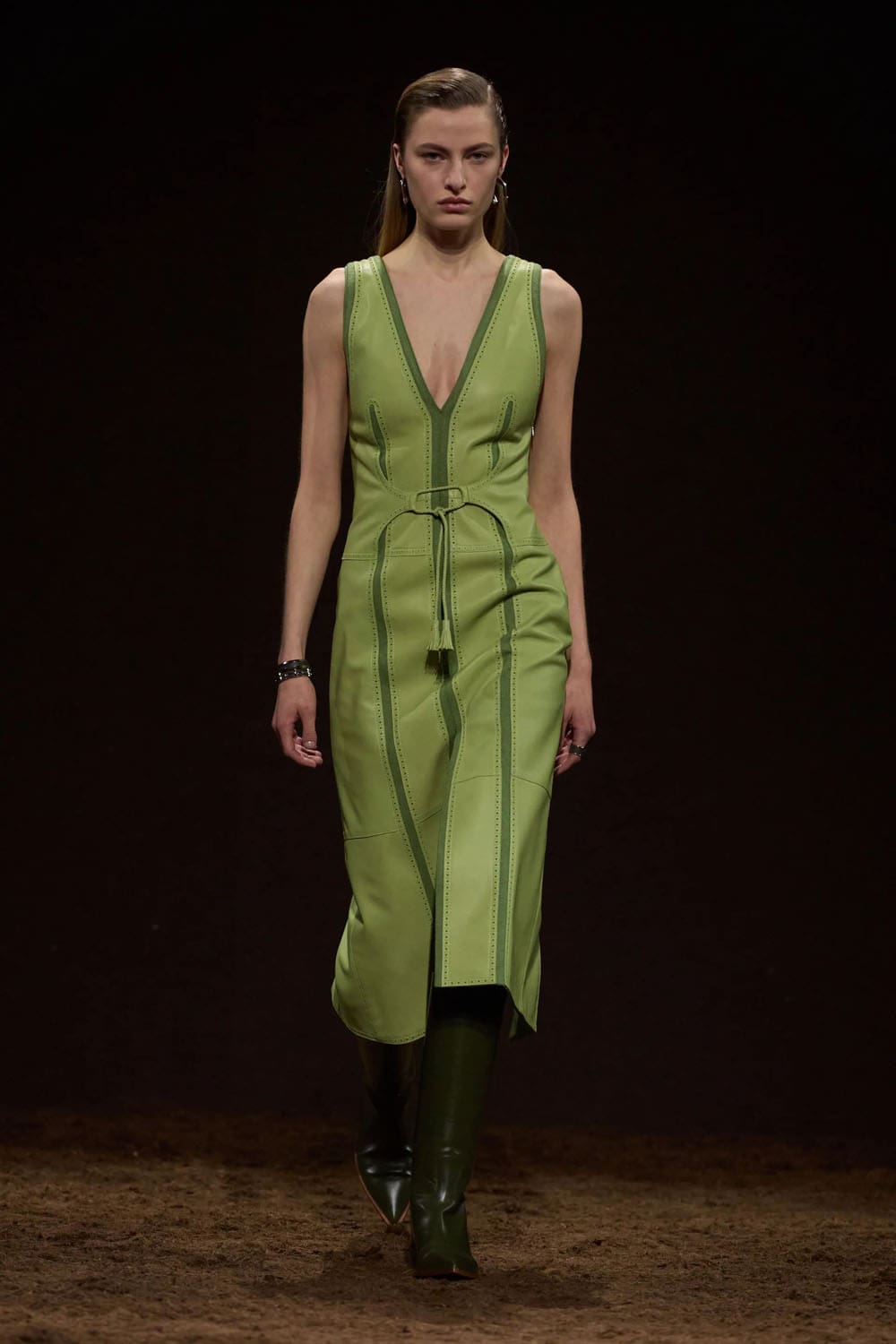 Hermès Automne Hiver 2025 2026 Runway Magazine (44)
