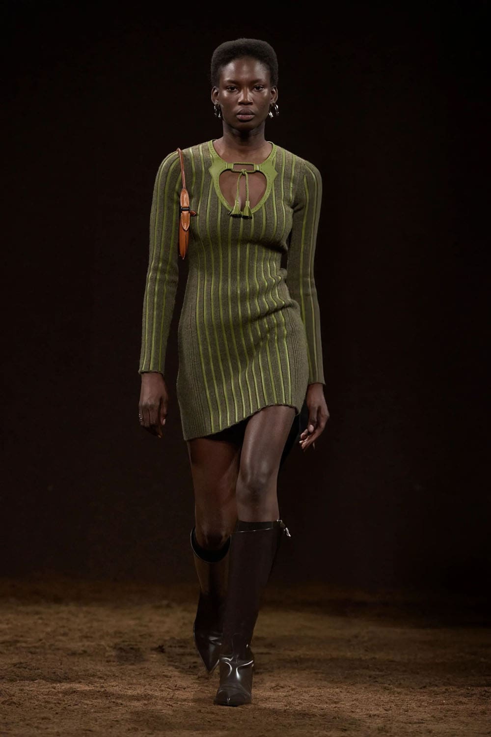 Hermès Automne Hiver 2025 2026 Runway Magazine (45)