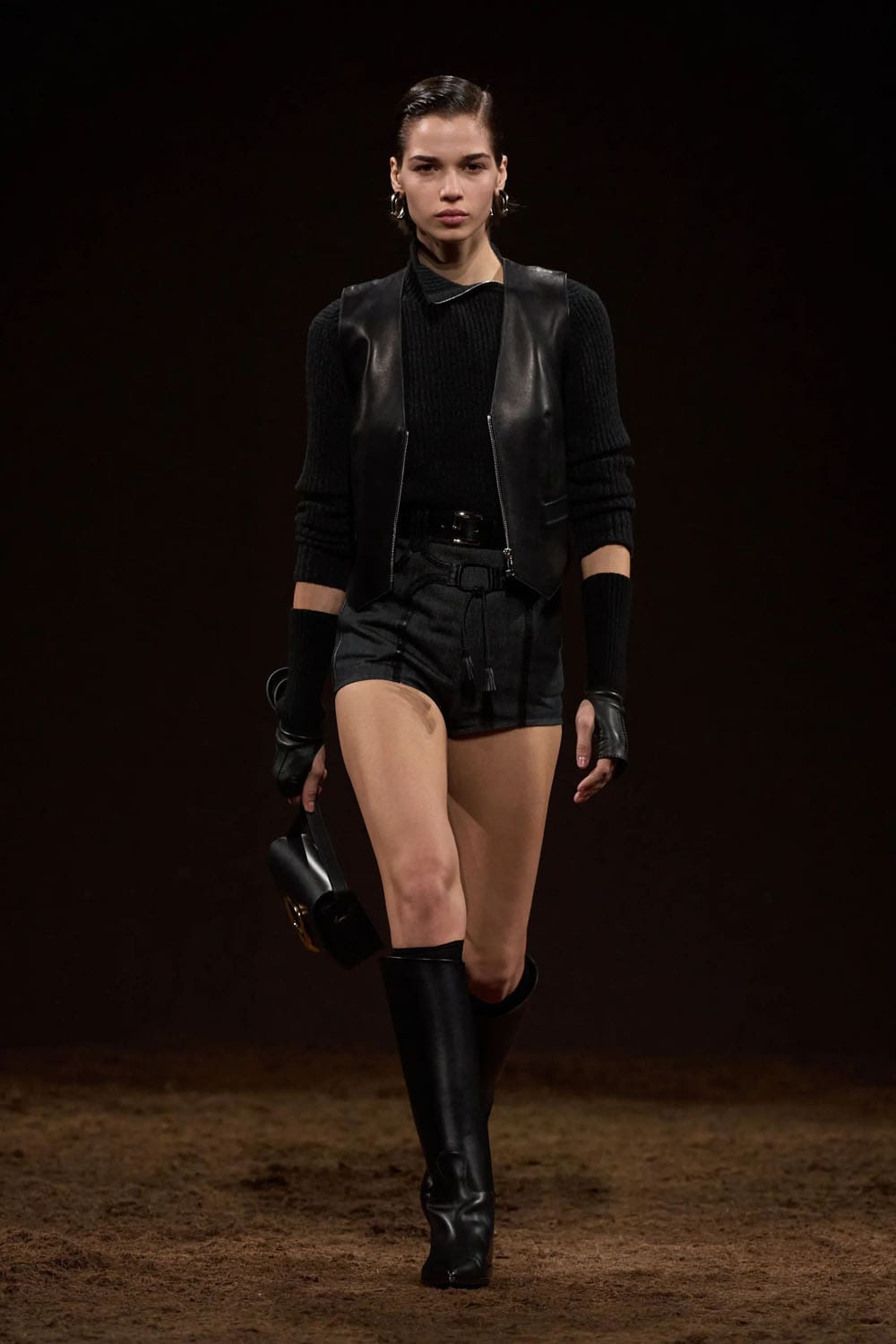 Hermès Automne Hiver 2025 2026 Runway Magazine (8)