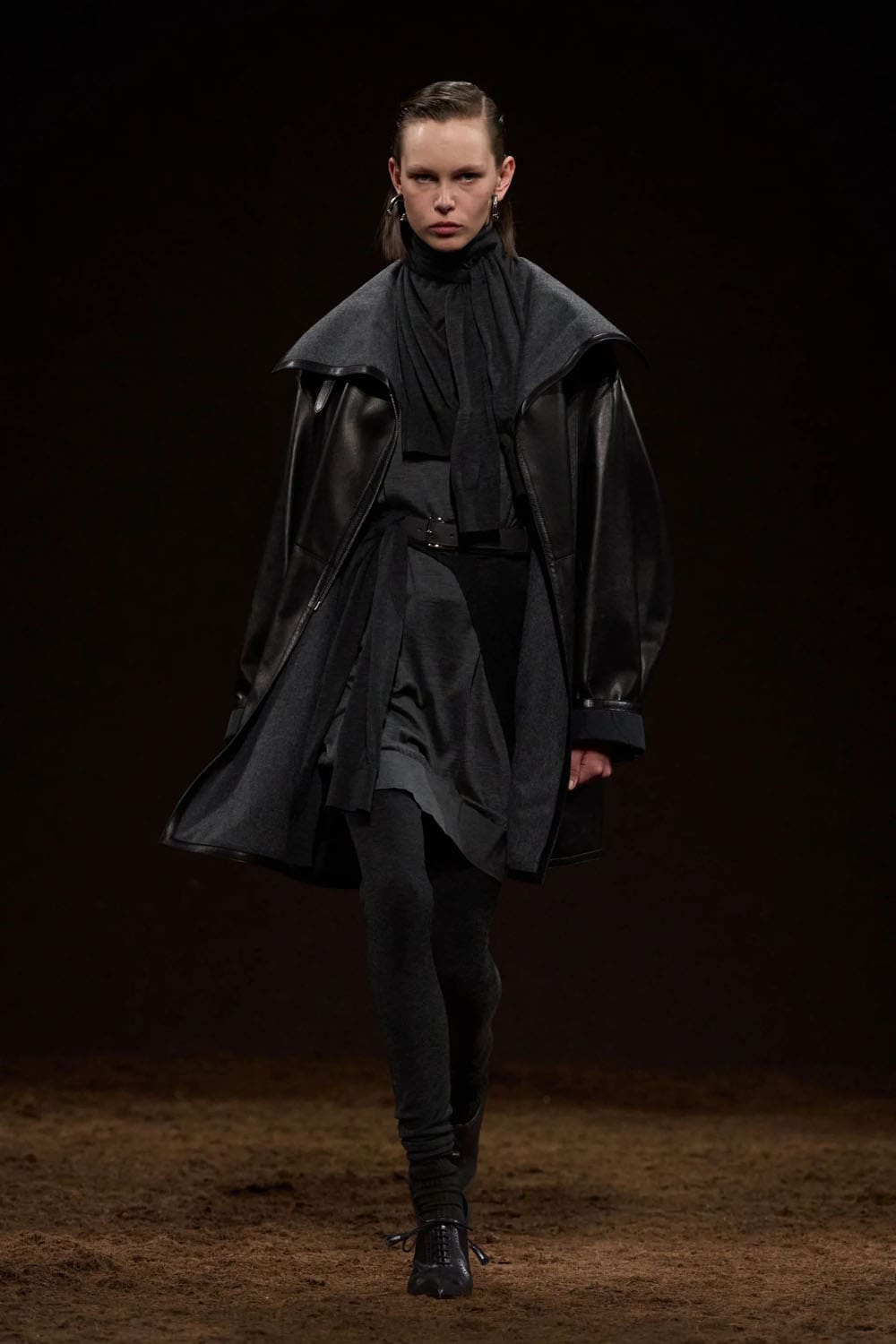 Hermès Automne Hiver 2025 2026 Runway Magazine (9)