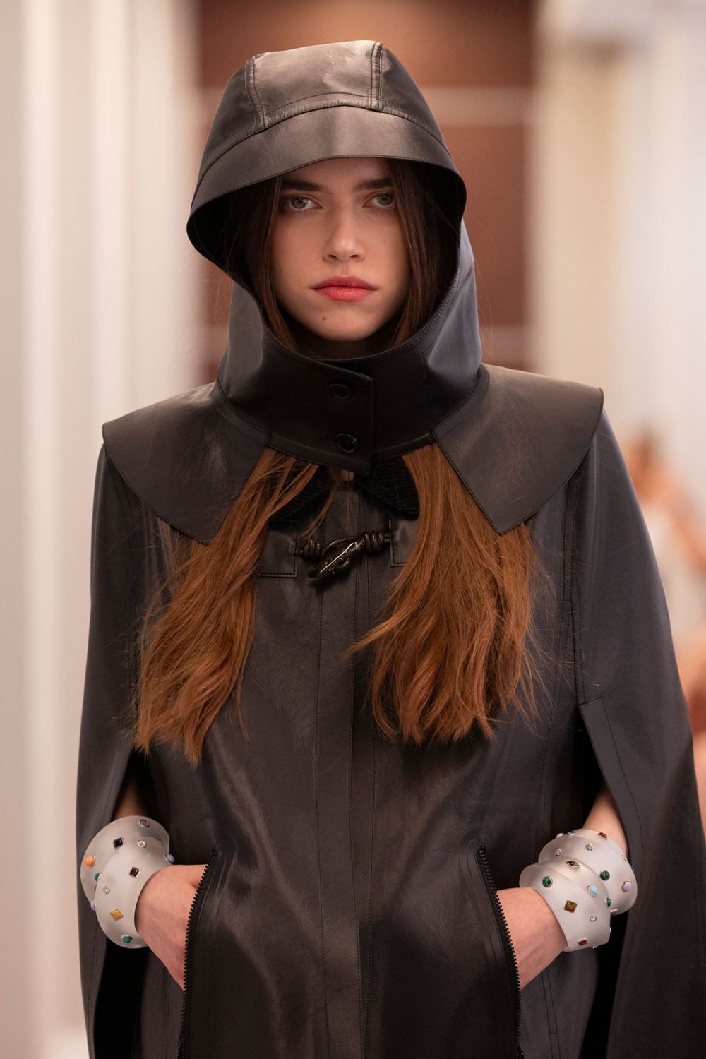 Louis Vuitton Осень-Зима 2025 2026 Крупный План Runway Журнал (57)