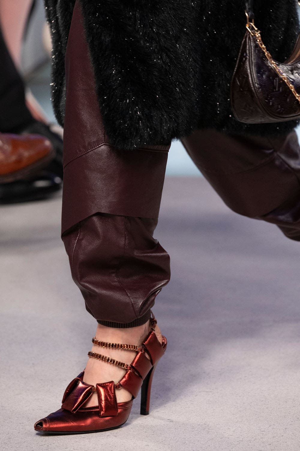 Louis Vuitton Fall Winter 2025 2026 Shoes Runway Magazine (9)