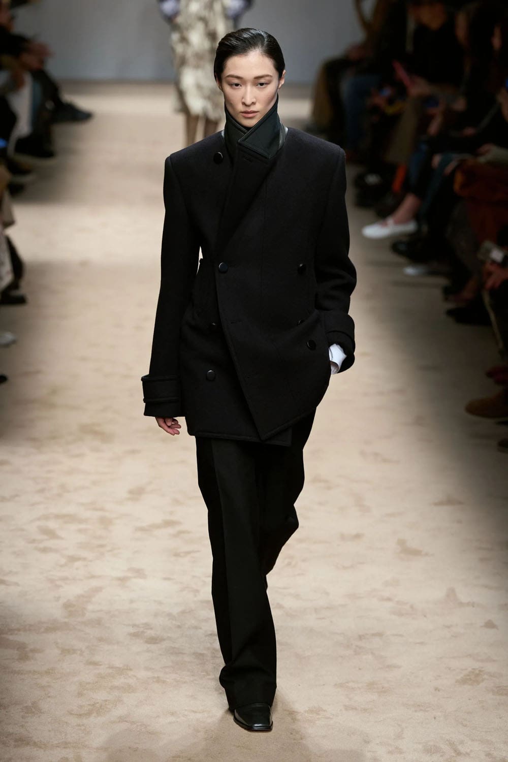 トッズ 2025 2026 秋冬 Runway 雑誌(14)
