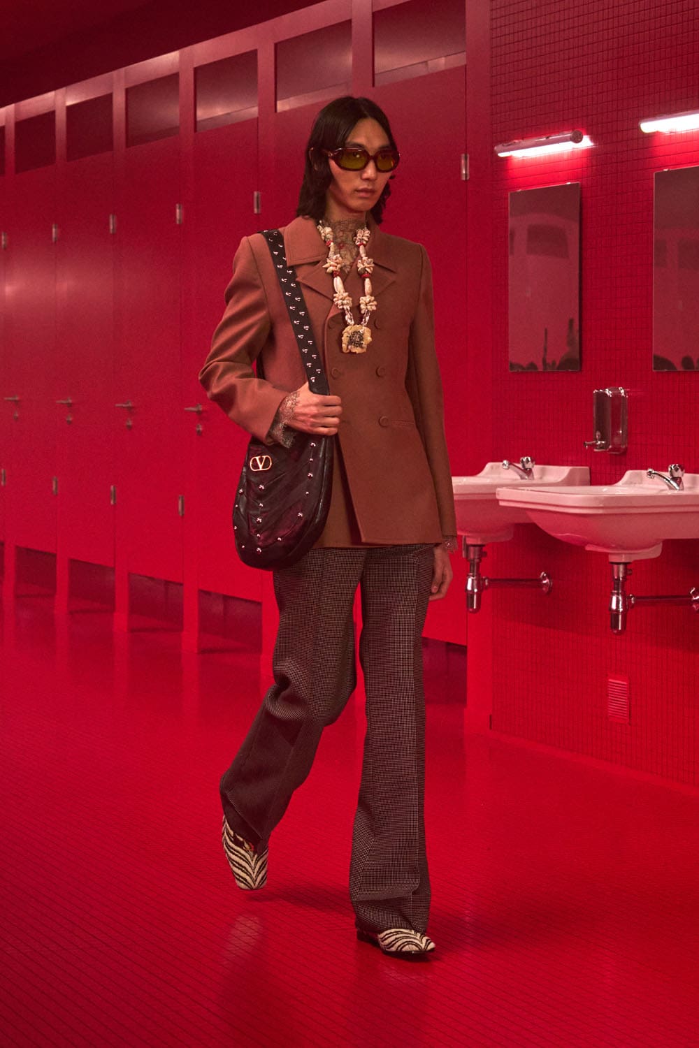 Valentino Automne Hiver 2025 2026 Runway Magazine (13)