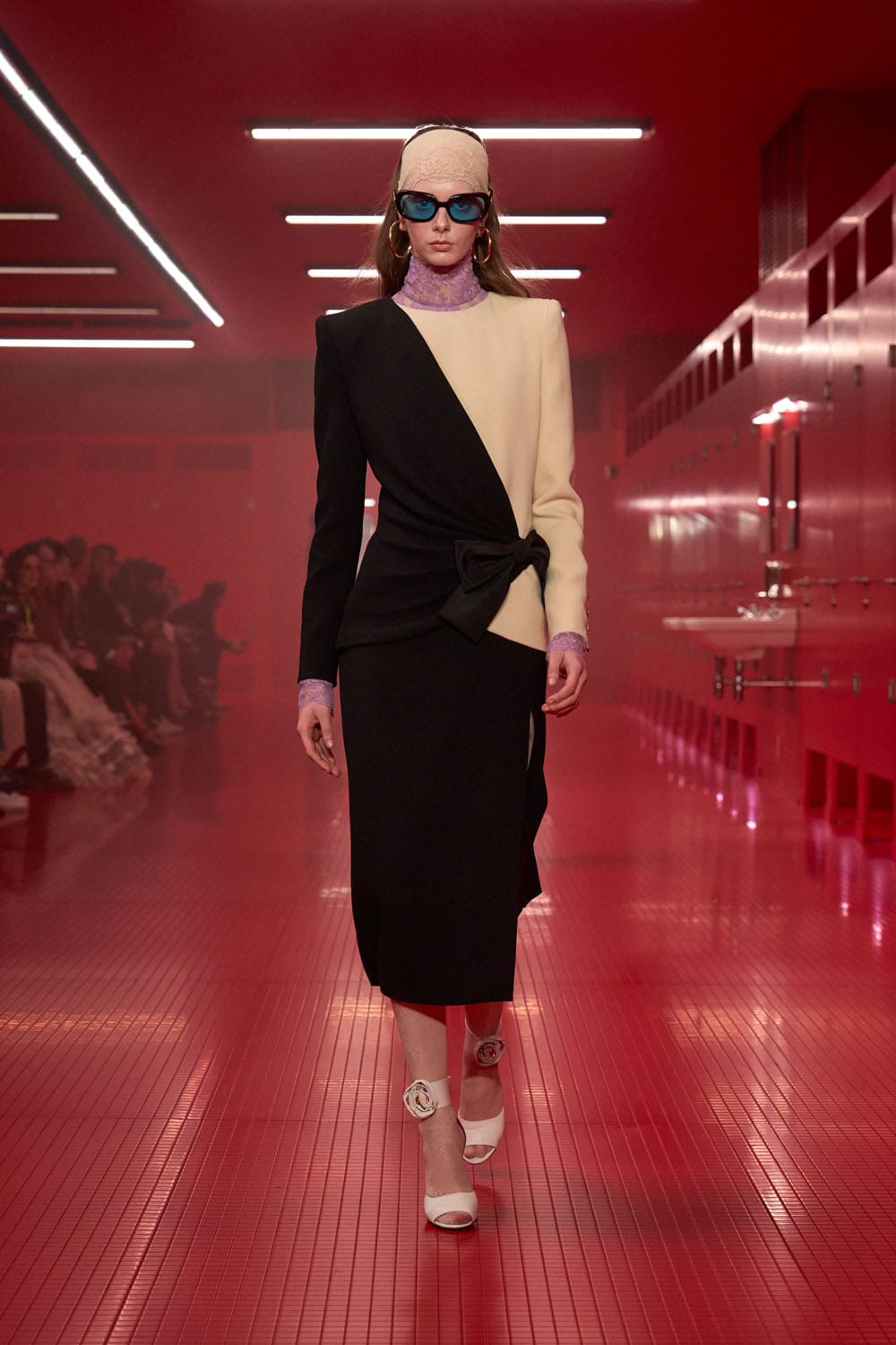 Valentino Automne Hiver 2025 2026 Runway Magazine (19)