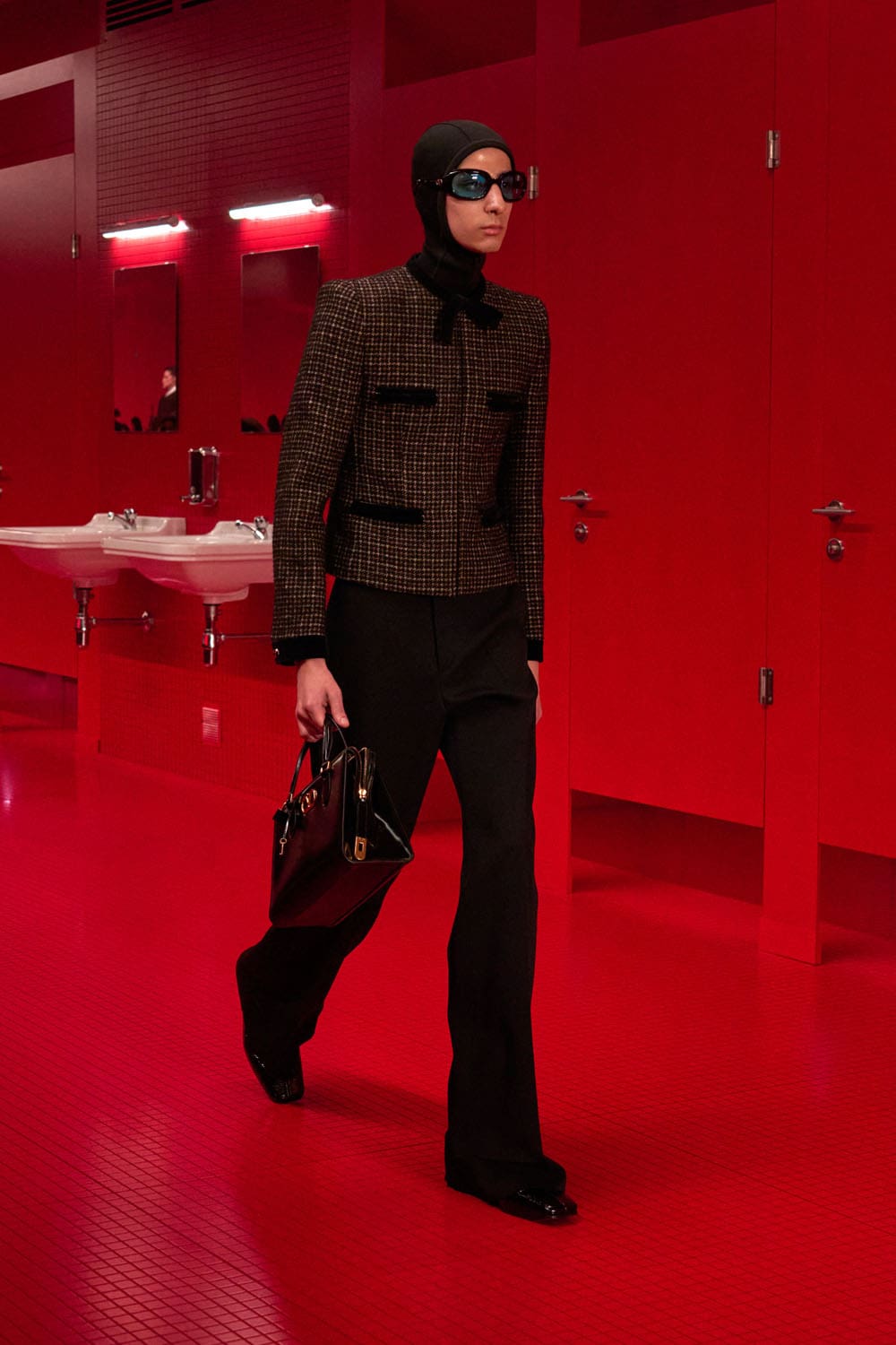 Valentino Automne Hiver 2025 2026 Runway Magazine (3)