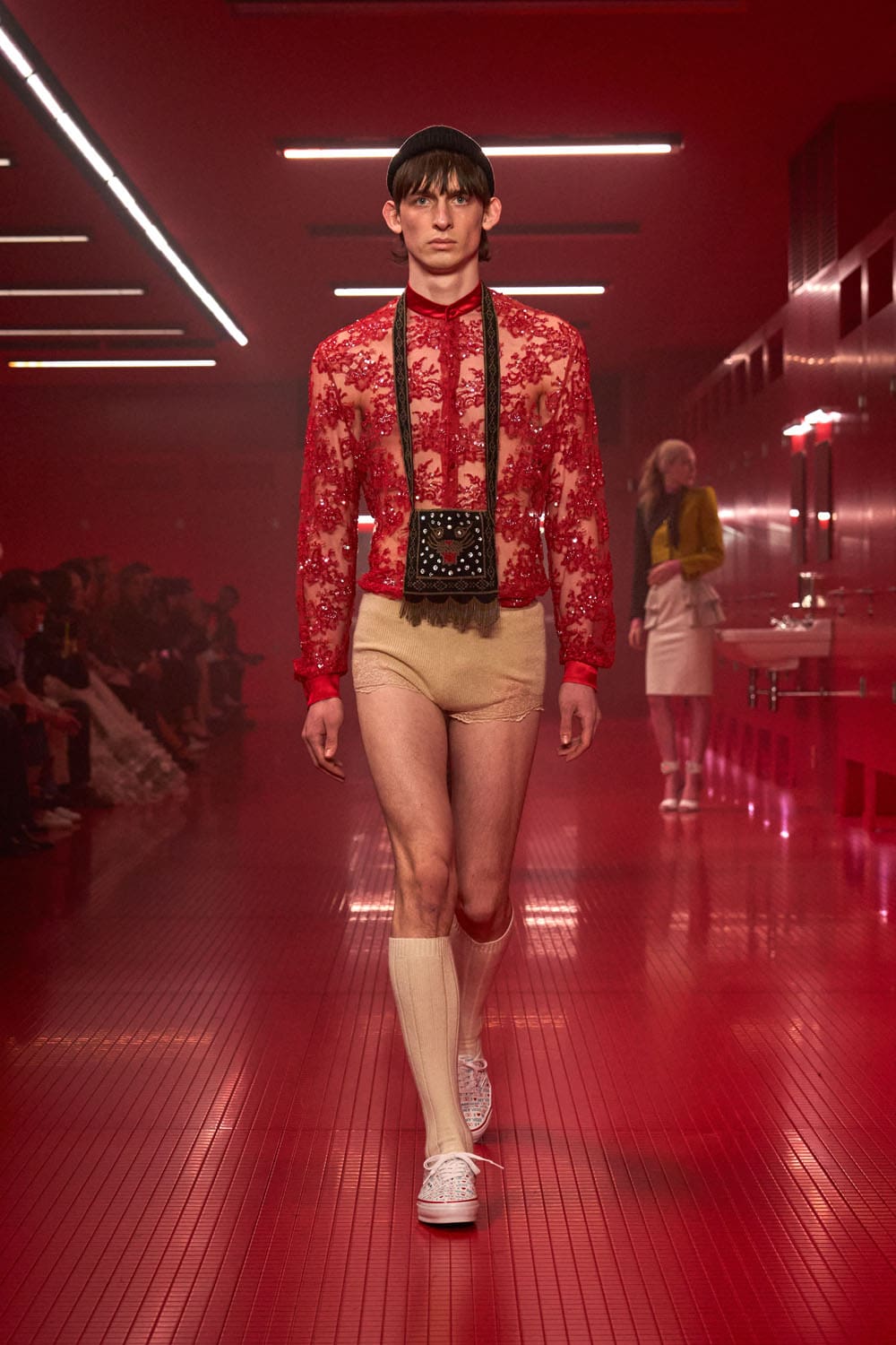 Valentino Automne Hiver 2025 2026 Runway Magazine (49)