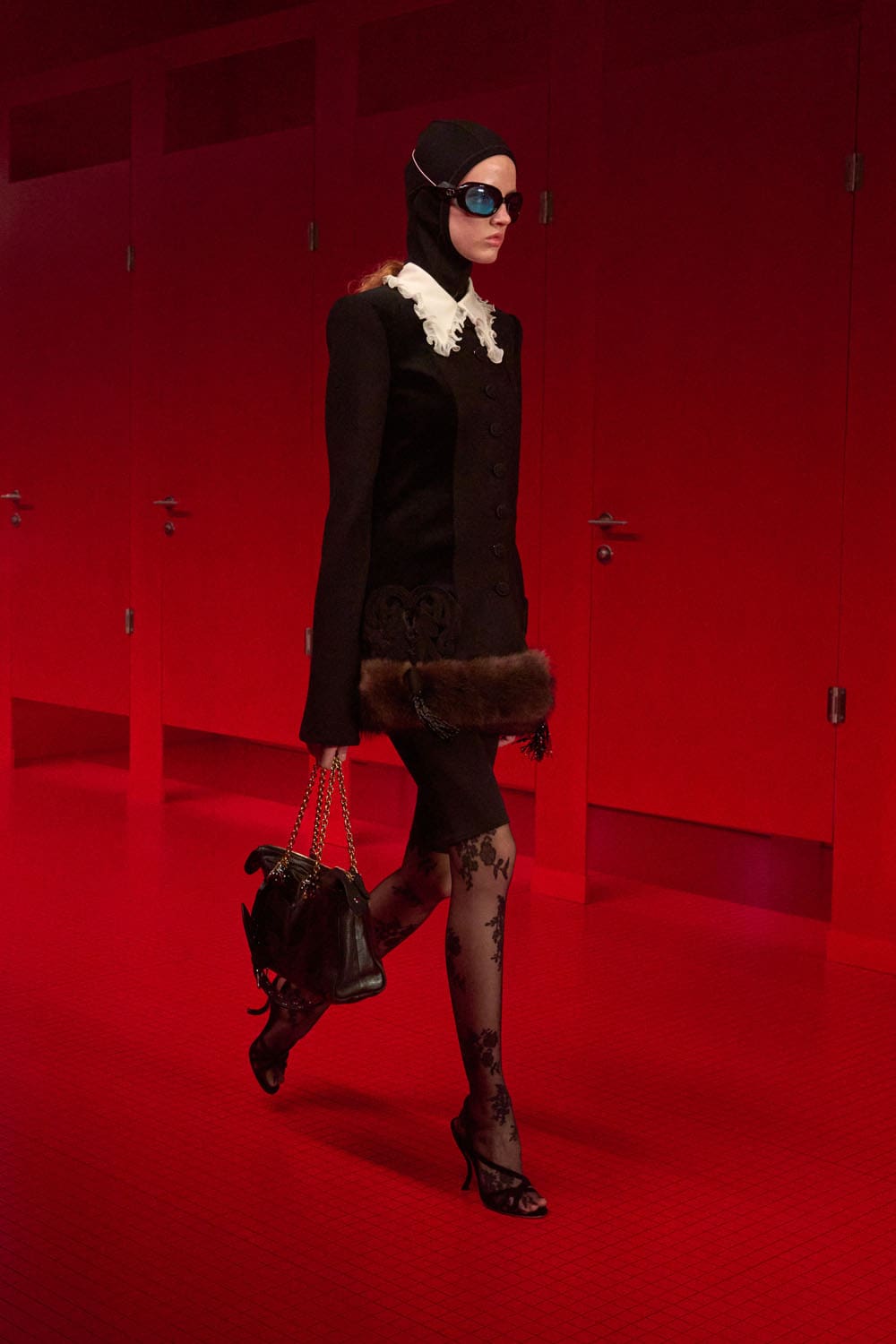 Valentino Automne Hiver 2025 2026 Runway Magazine (57)