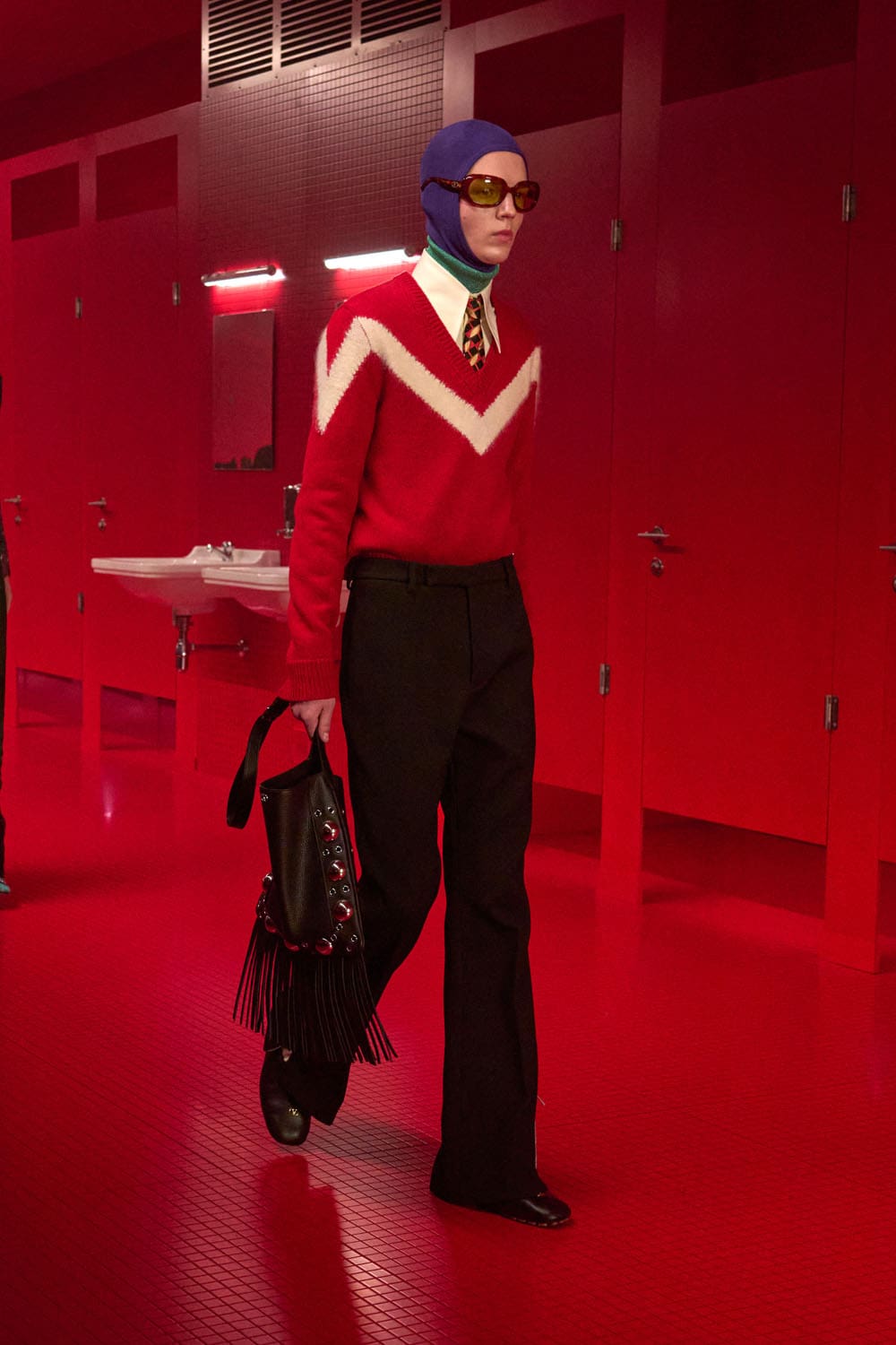 Valentino Automne Hiver 2025 2026 Runway Magazine (66)