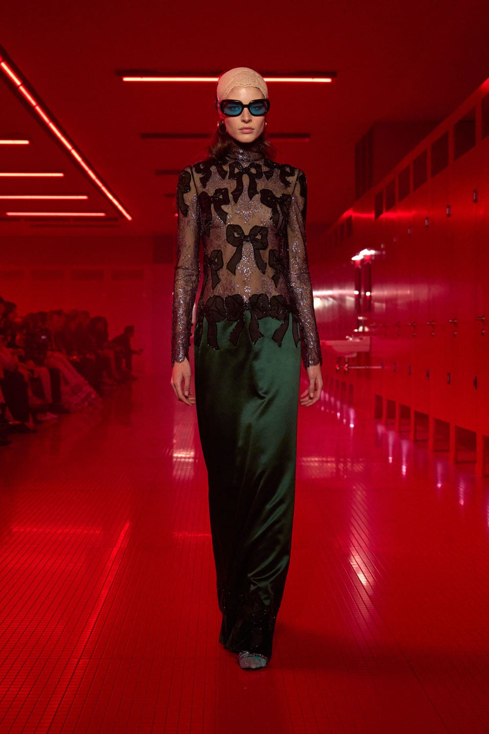 Valentino Automne Hiver 2025 2026 Runway Magazine (67)
