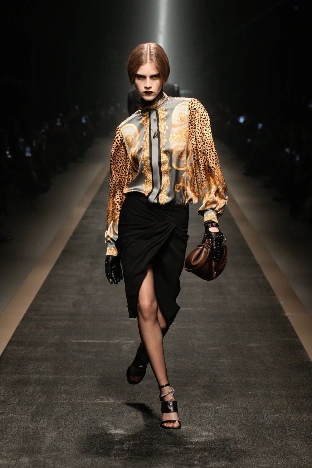 Versace Autunno Inverno 2025 2026 Runway Magazine (14)