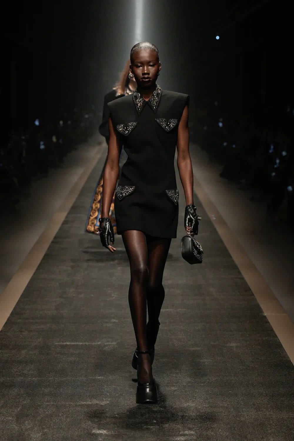 Versace Autunno Inverno 2025 2026 Runway Magazine (20)