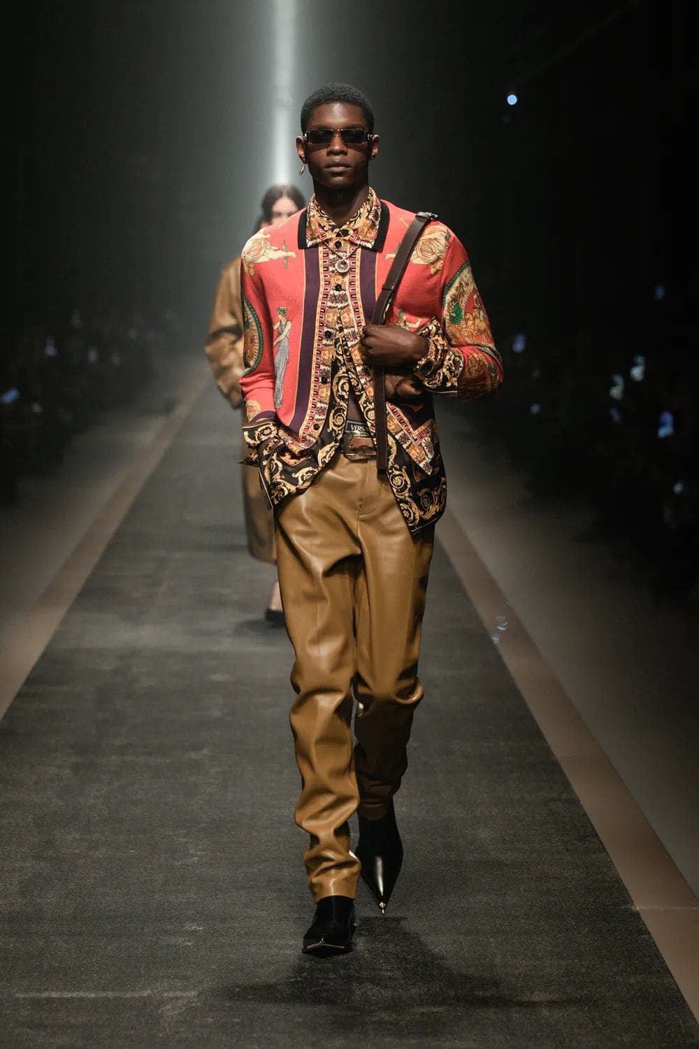 Versace Autunno Inverno 2025 2026 Runway Magazine (38)