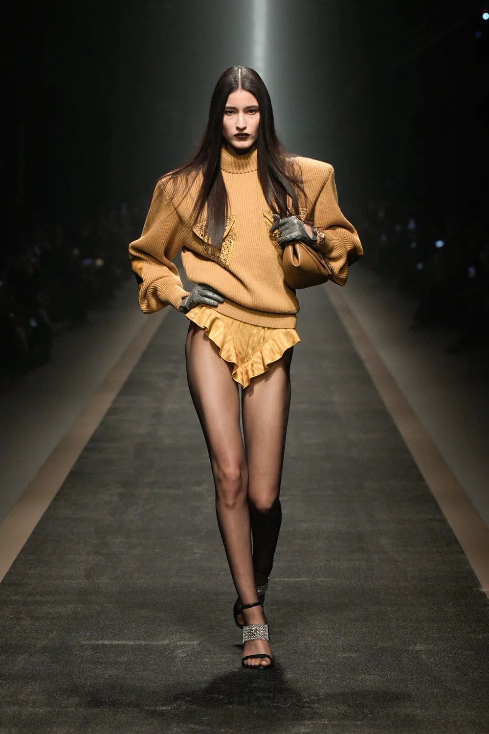 Versace Autunno Inverno 2025 2026 Runway Magazine (41)