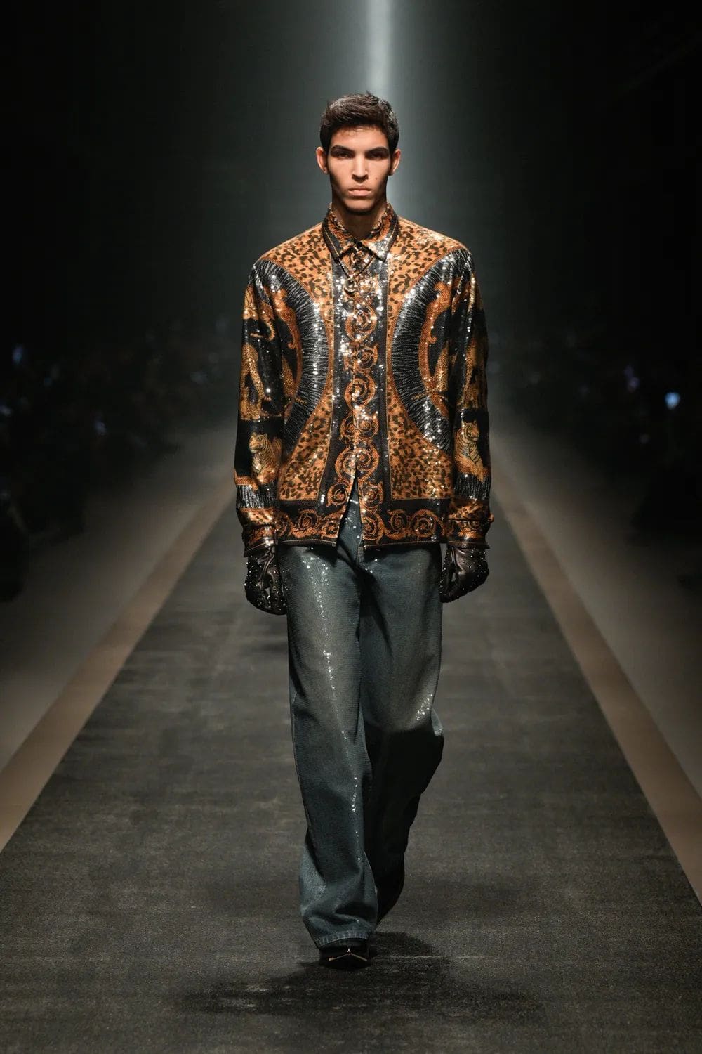 Versace Autunno Inverno 2025 2026 Runway Magazine (49)