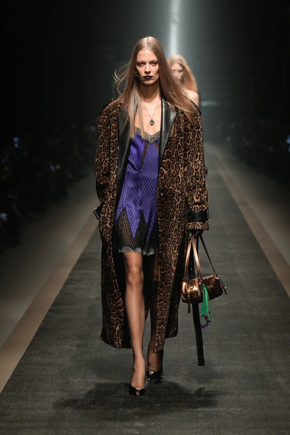Versace Autunno Inverno 2025 2026 Runway Magazine (50)