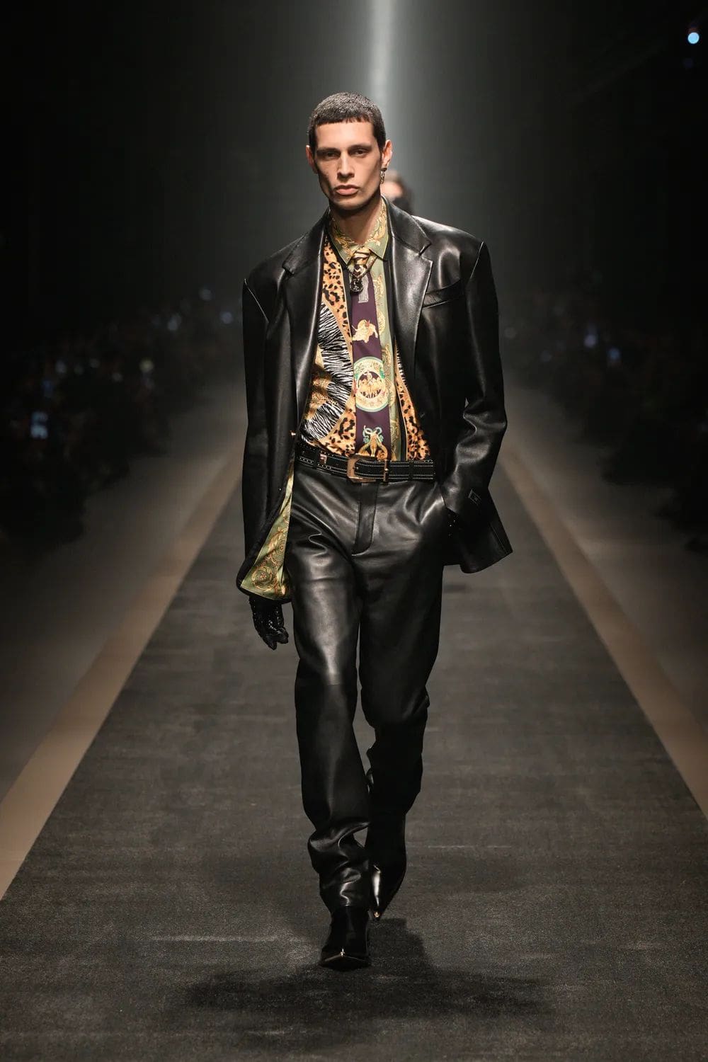 Versace Autunno Inverno 2025 2026 Runway Magazine (7)
