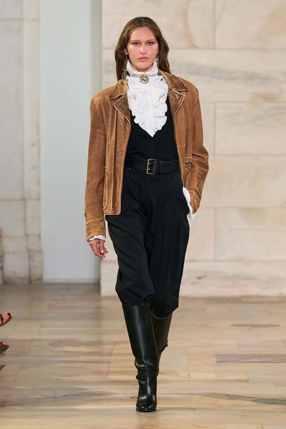 Ralph Lauren Fall Winter 2025 26 Runway Magazine (1)