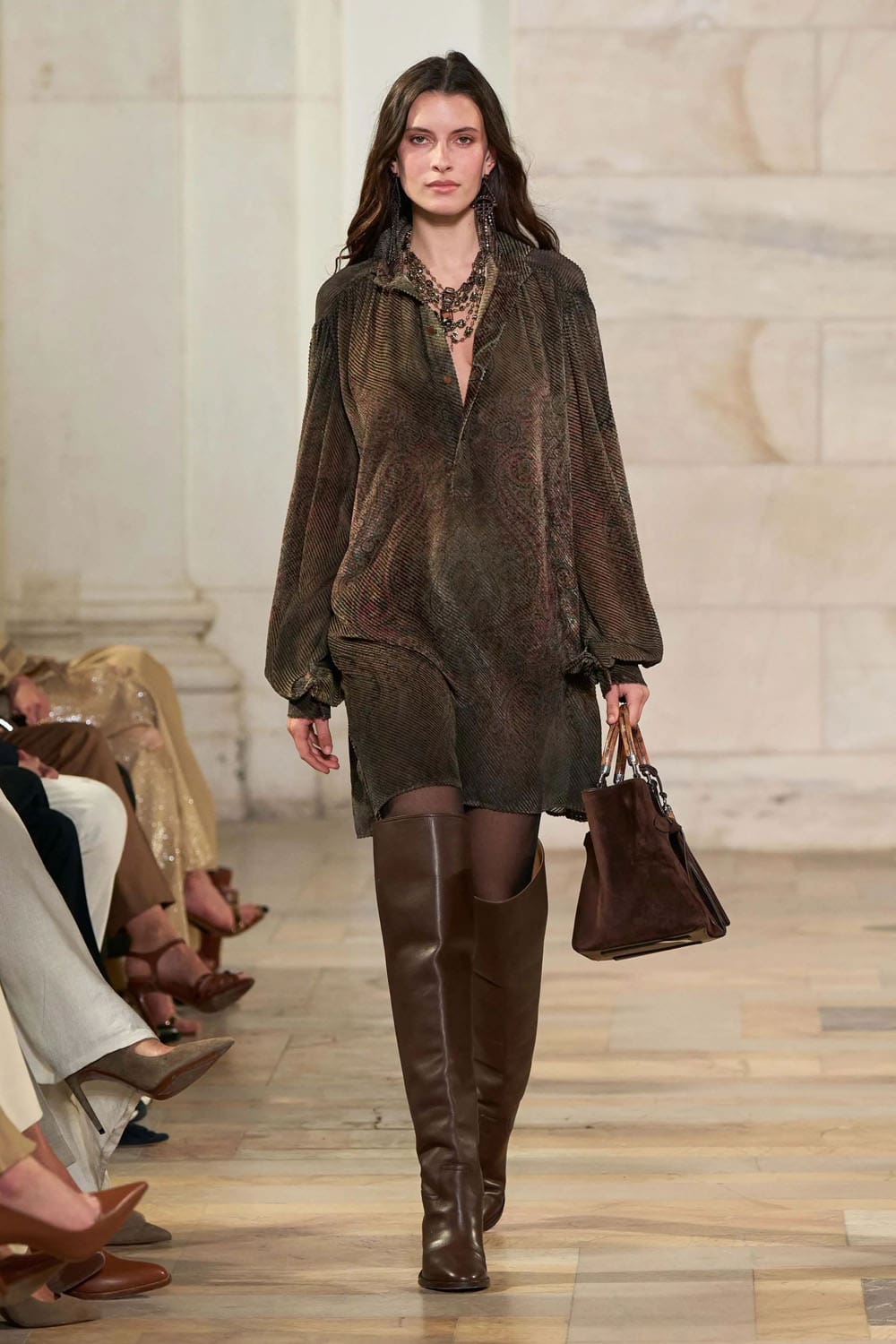 Ralph Lauren Fall Winter 2025 26 Runway Magazine (17)