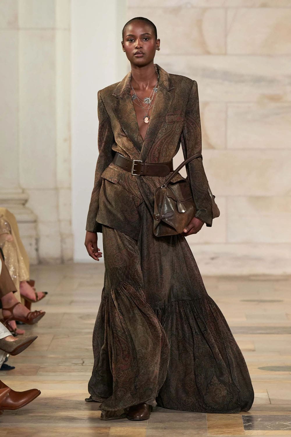 Ralph Lauren Fall Winter 2025 26 Runway Magazine (18)