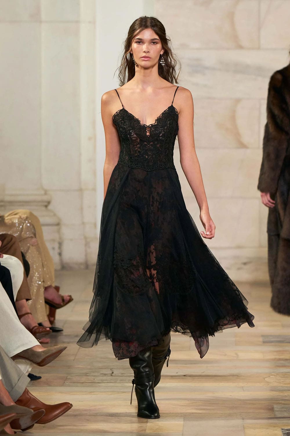 Ralph Lauren Fall Winter 2025 26 Runway Magazine (25)