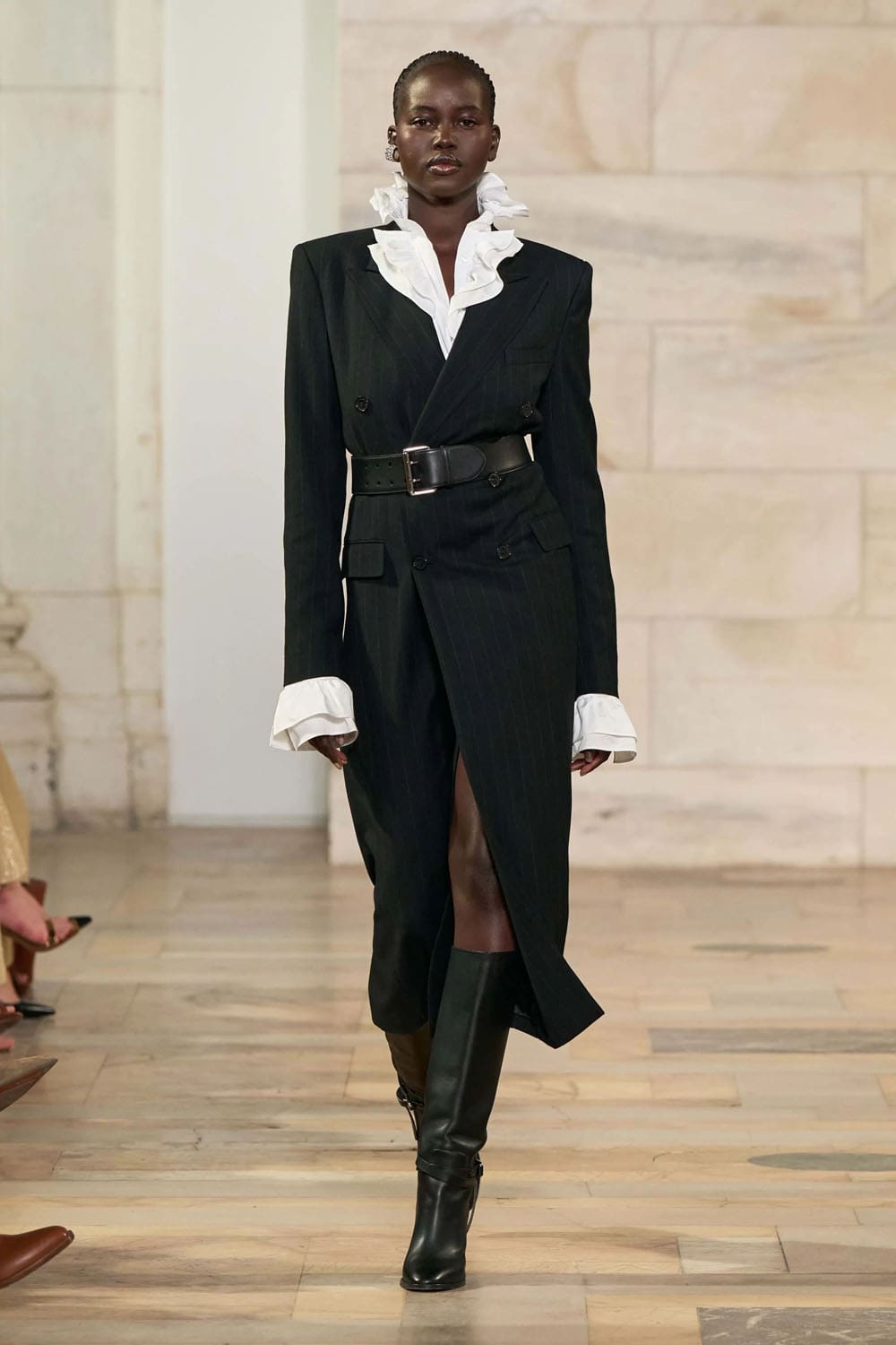 Ralph Lauren Fall Winter 2025 26 Runway Magazine (27)