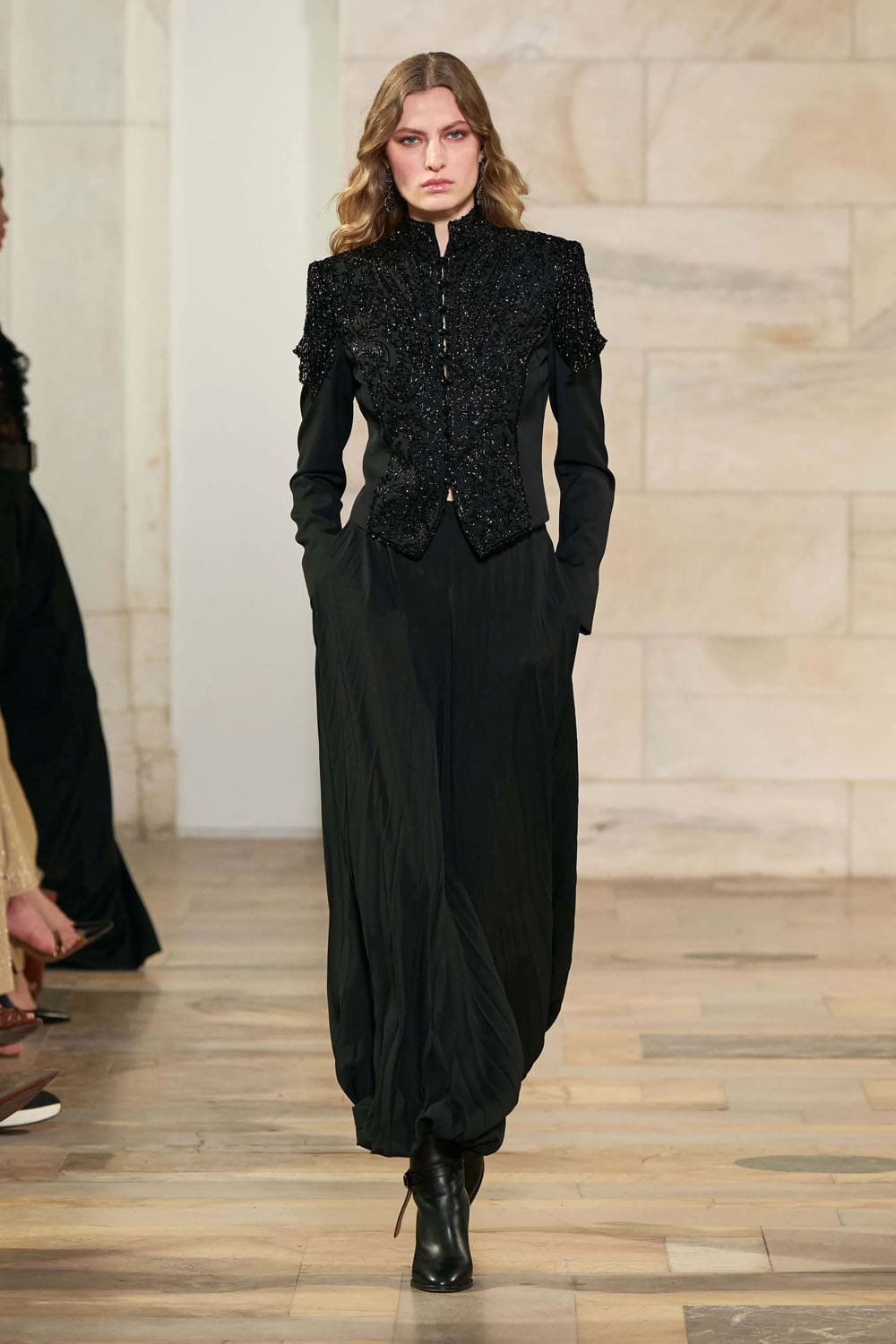 Ralph Lauren Fall Winter 2025 26 Runway Magazine (42)