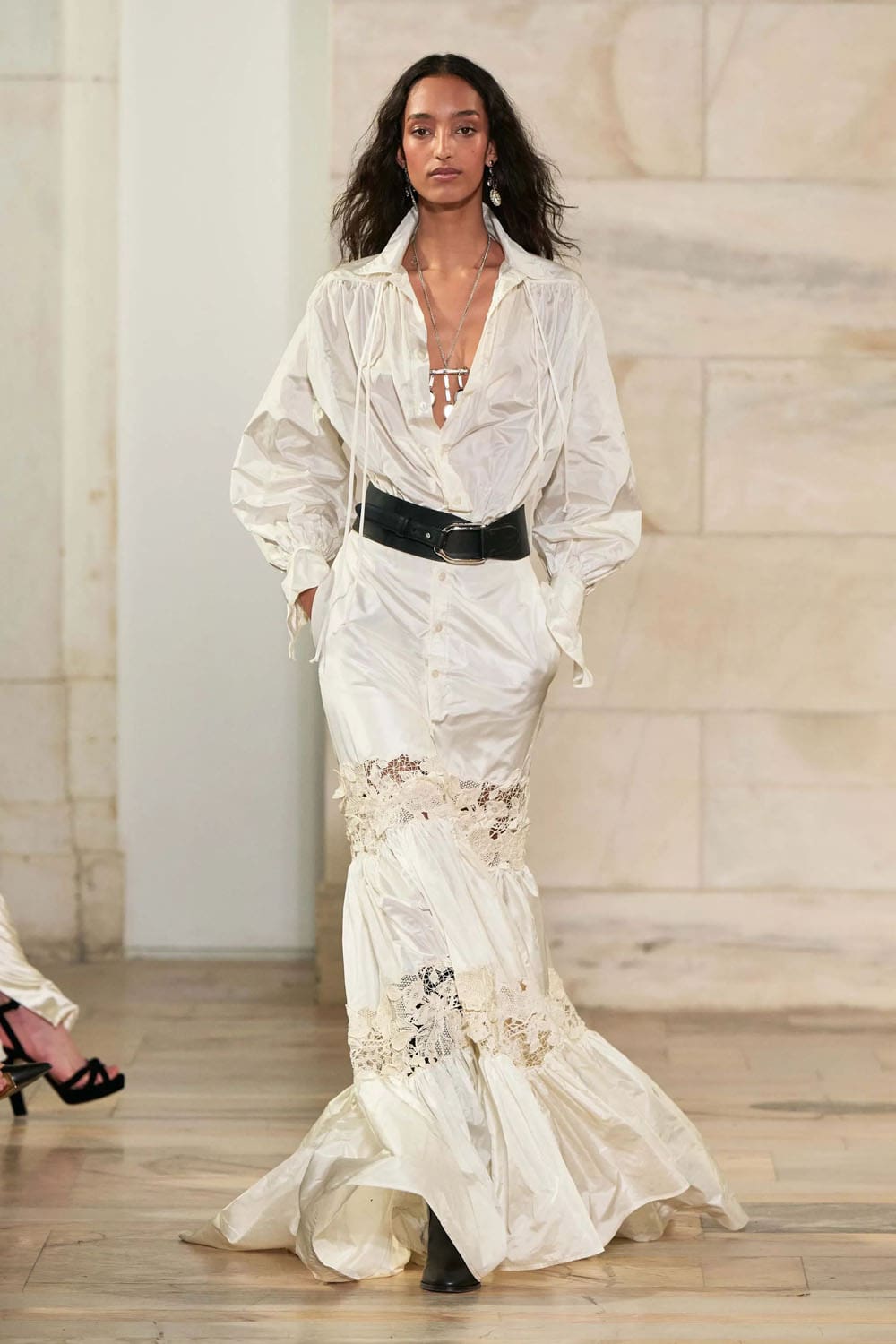 Ralph Lauren Fall Winter 2025 26 Runway Magazine (47)