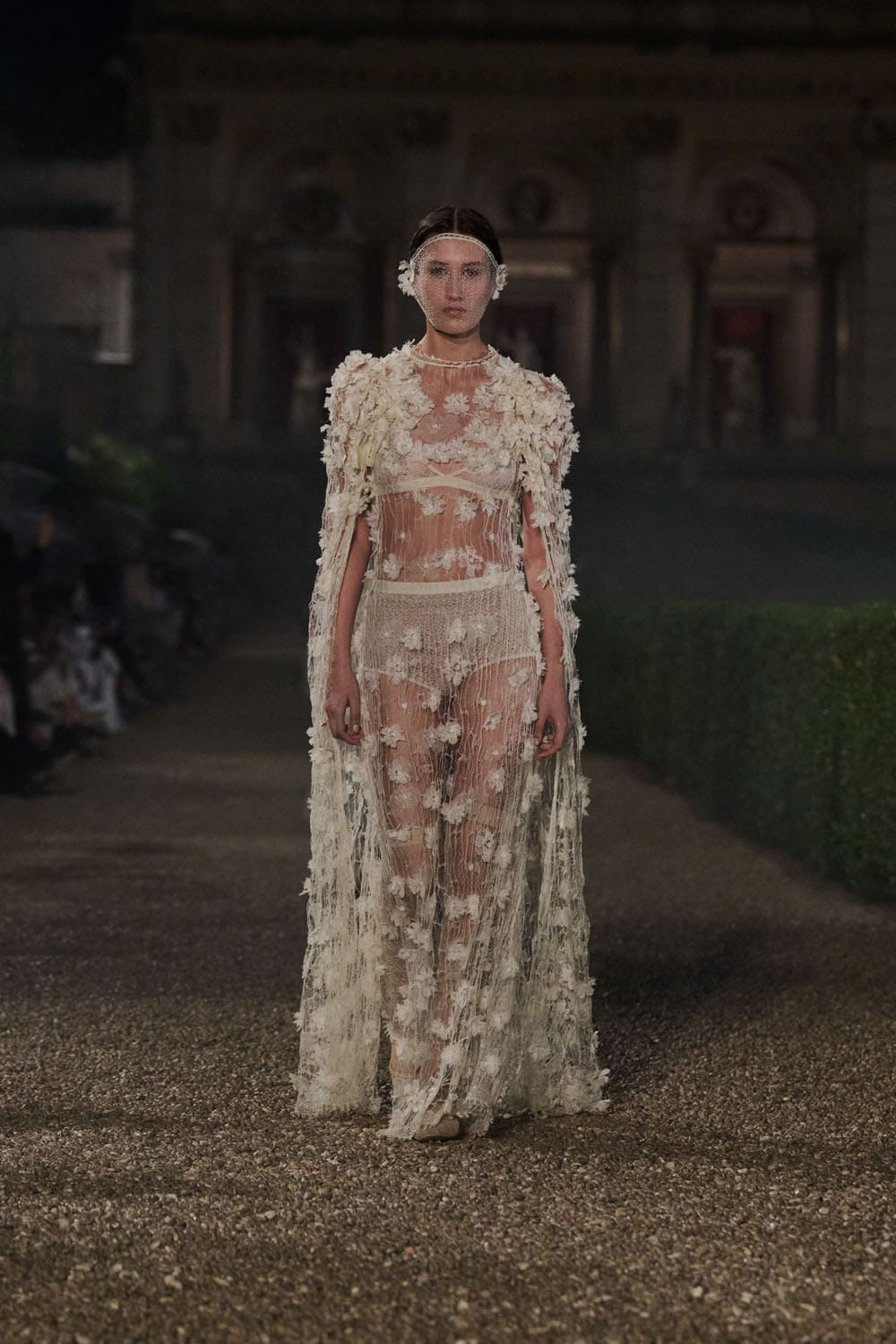 Dior Cruise 2026 Resort Rom Runway Magazin (43)