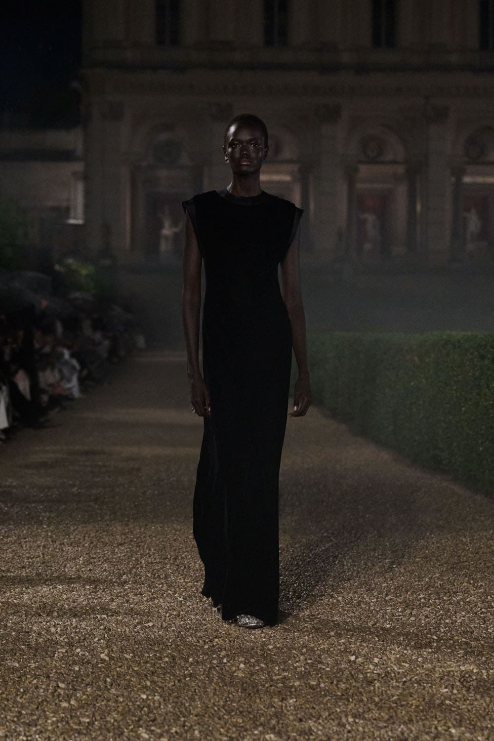 Dior Cruise 2026 Resort Rom Runway Magazin (44)