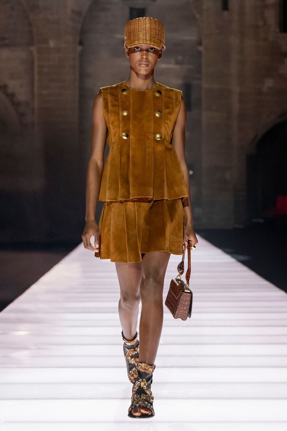 Louis Vuitton Kreuzfahrt 2026 Resort Runway Magazin (31)