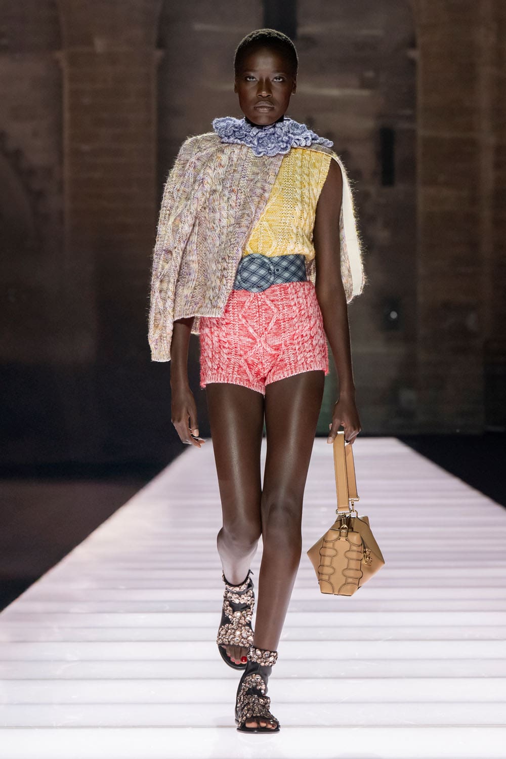 Louis Vuitton Kreuzfahrt 2026 Resort Runway Magazin (36)