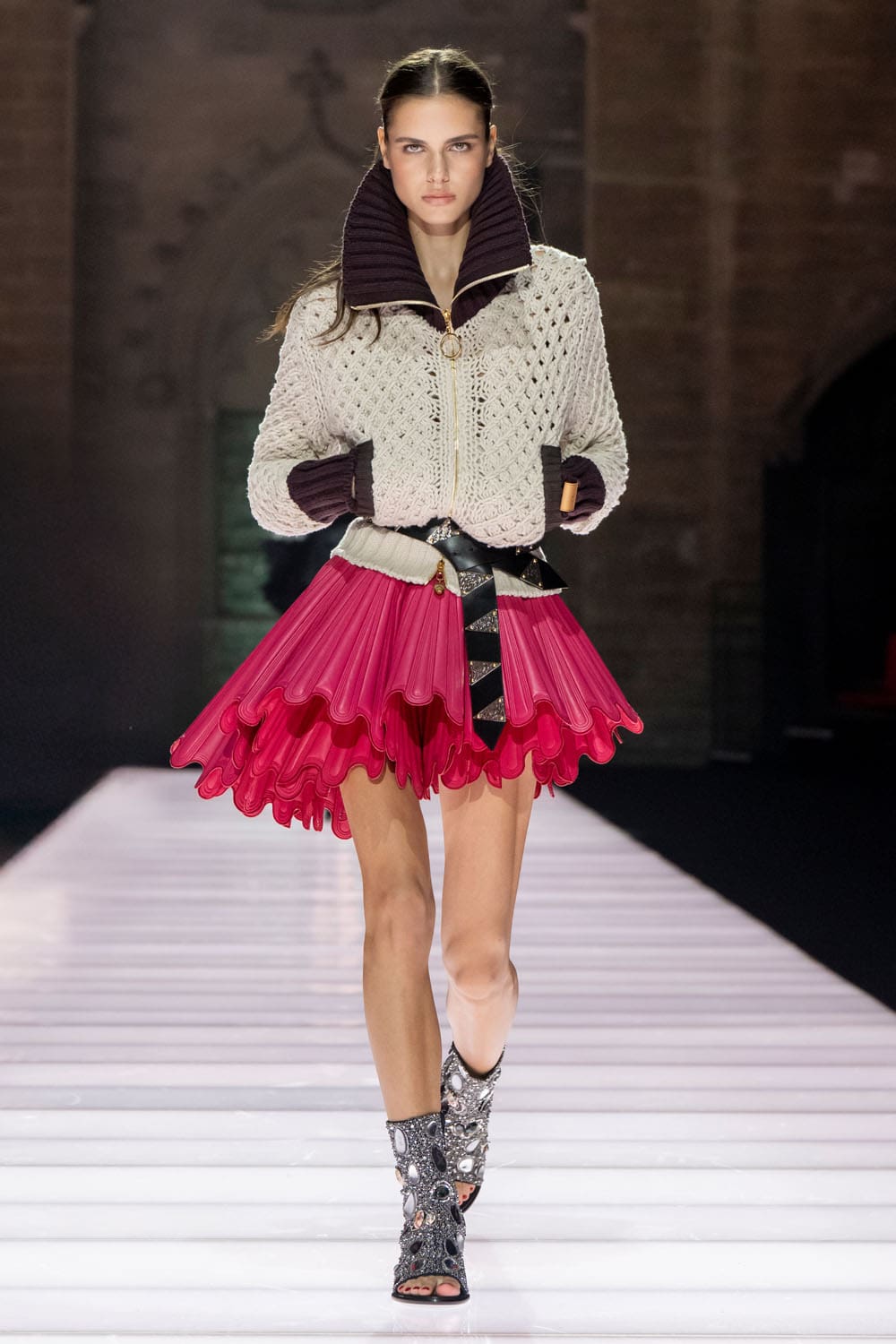 Louis Vuitton Kreuzfahrt 2026 Resort Runway Magazin (38)