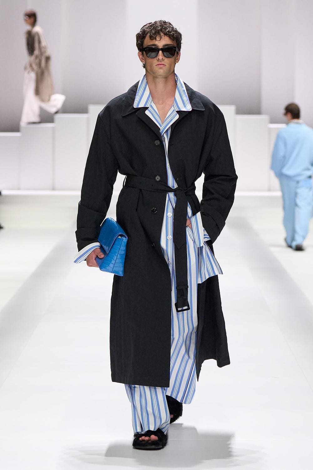 18 Dolce Gabbana Primavera Verão 2026 Masculino Runway revista