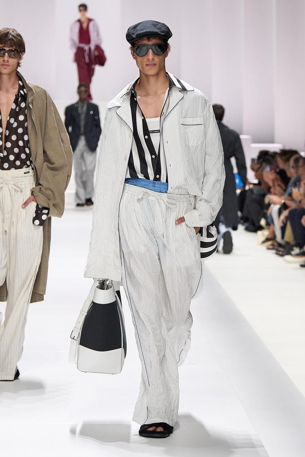 20 Dolce Gabbana Primavera Verão 2026 Masculino Runway revista