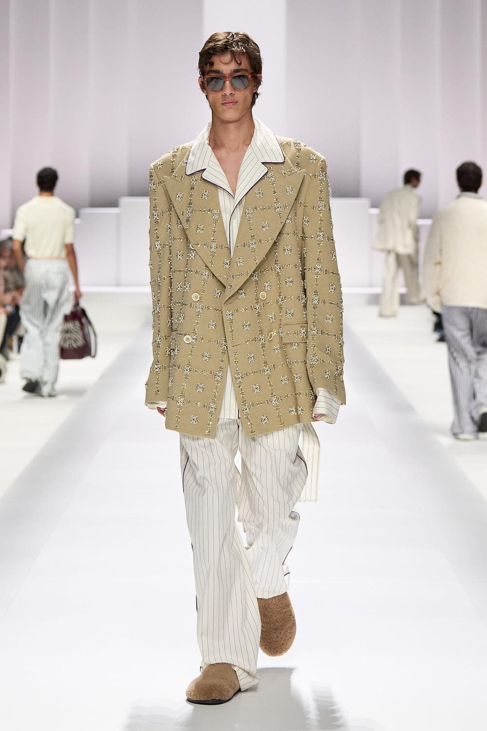 44 Dolce Gabbana Primavera Verão 2026 Masculino Runway revista
