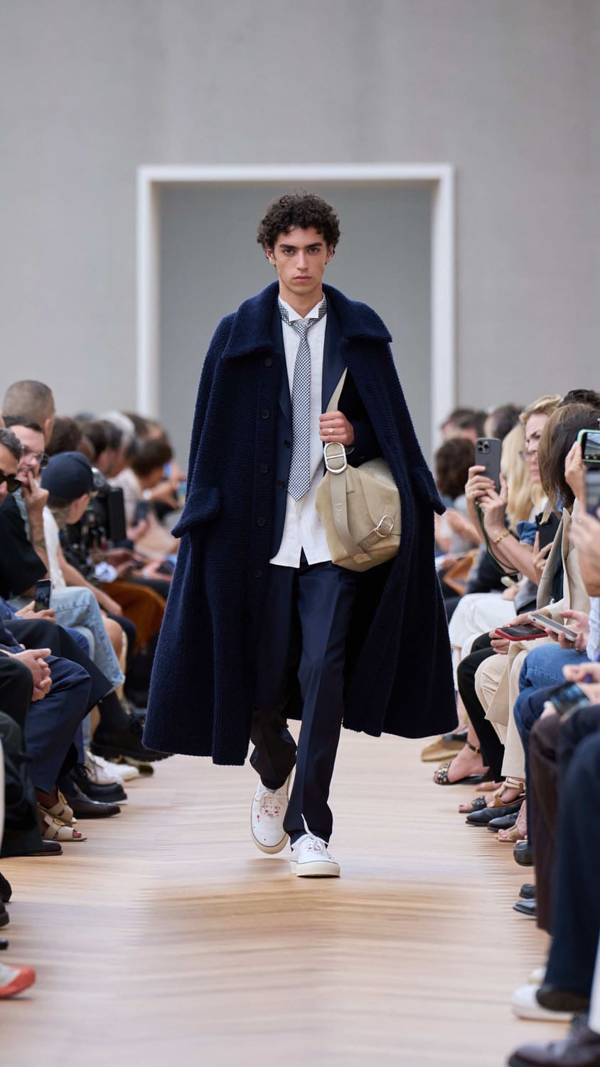 DIOR Summer 2026 Men by Jonathan Anderson Runway Magazine (17)