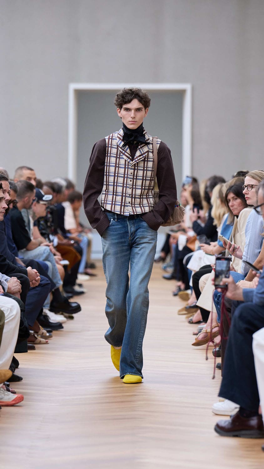 DIOR Summer 2026 Men by Jonathan Anderson Runway Magazine (32)