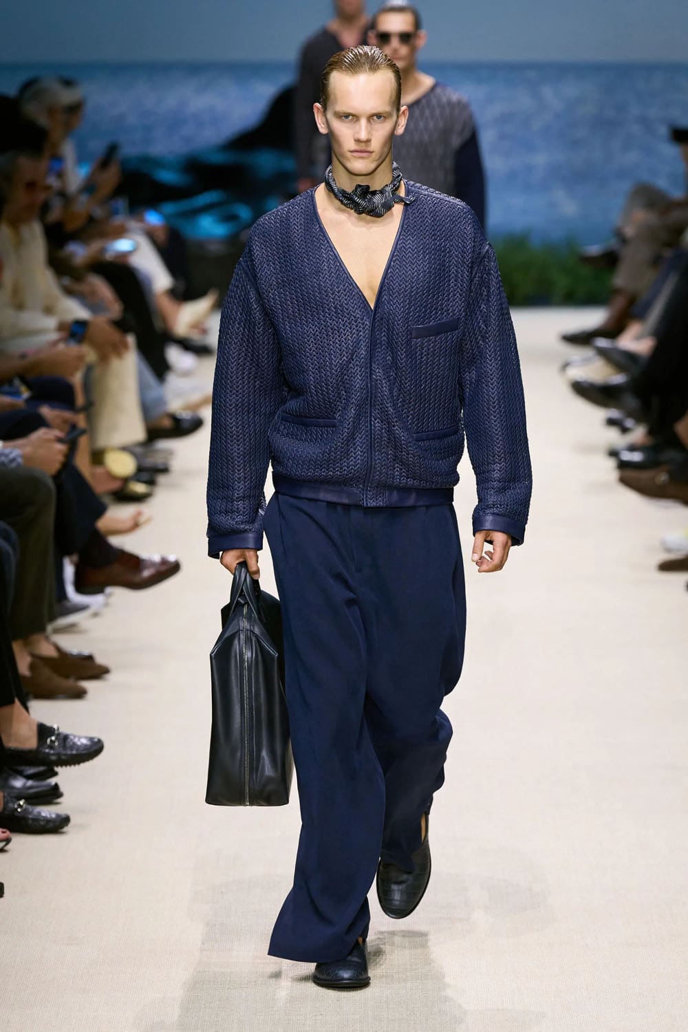 Giorgio Armani Spring Summer 2026 Men Runway Magazine (13)