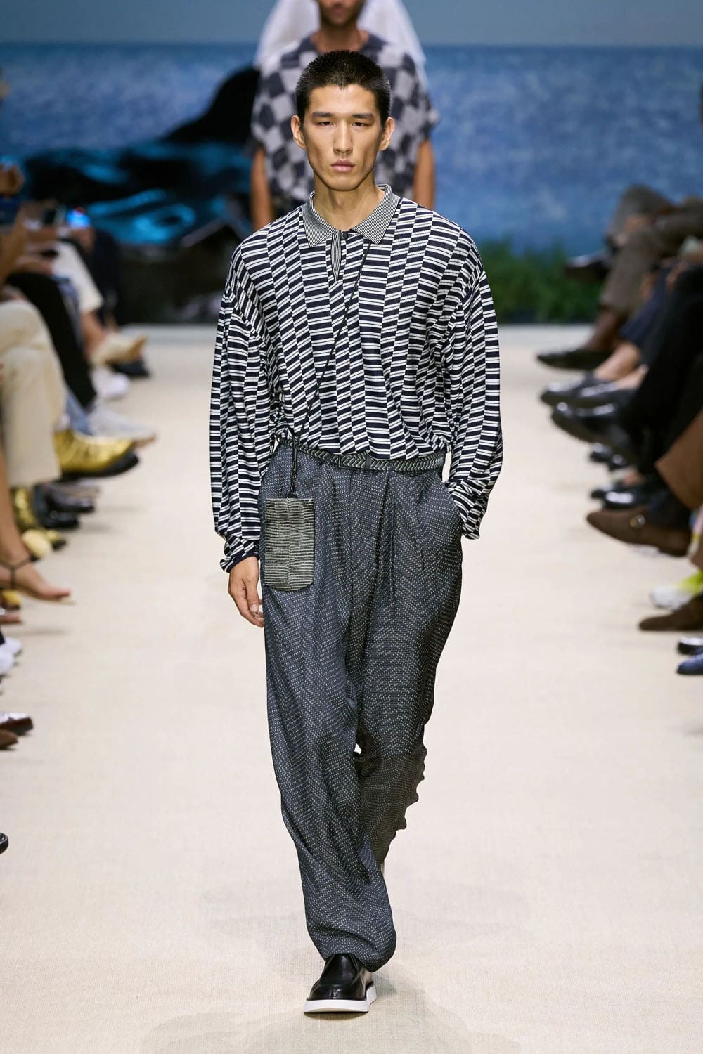 Giorgio Armani Spring Summer 2026 Men Runway Magazine (20)