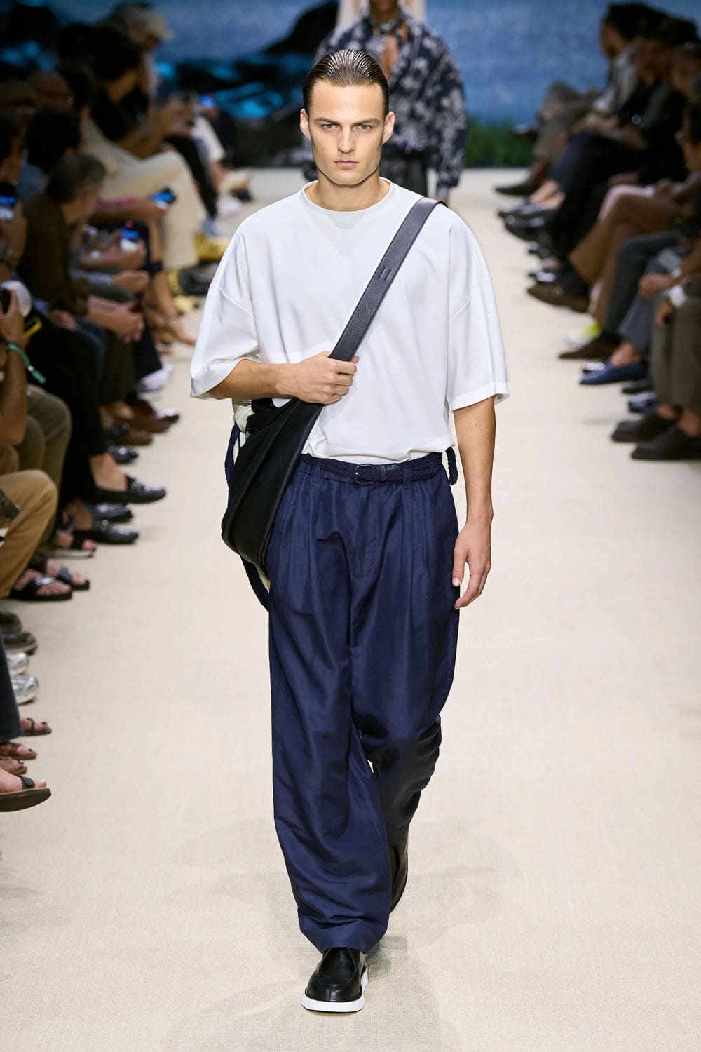 Giorgio Armani Spring Summer 2026 Men Runway Magazine (22)
