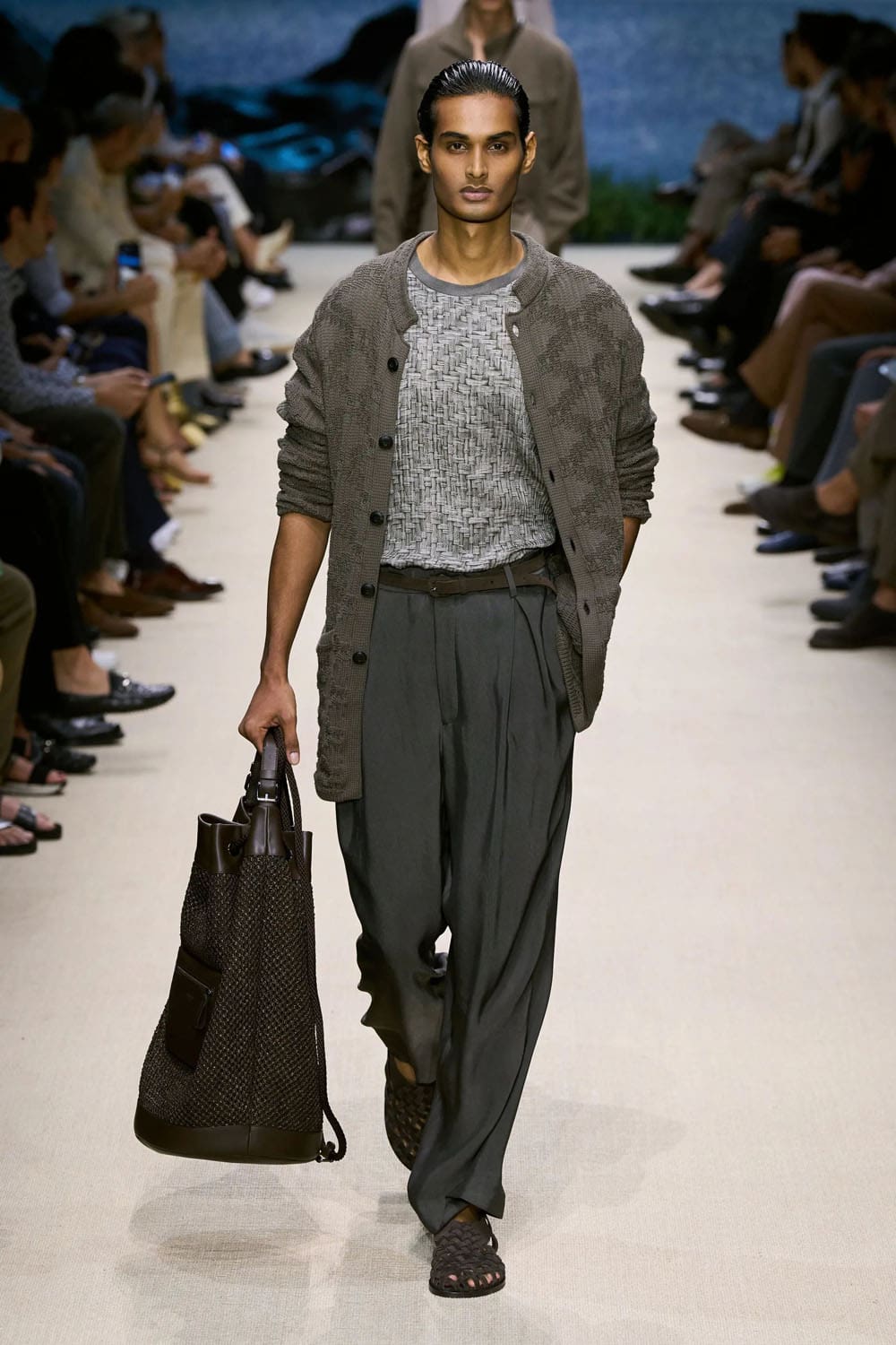 Giorgio Armani Spring Summer 2026 Men Runway Magazine (33)