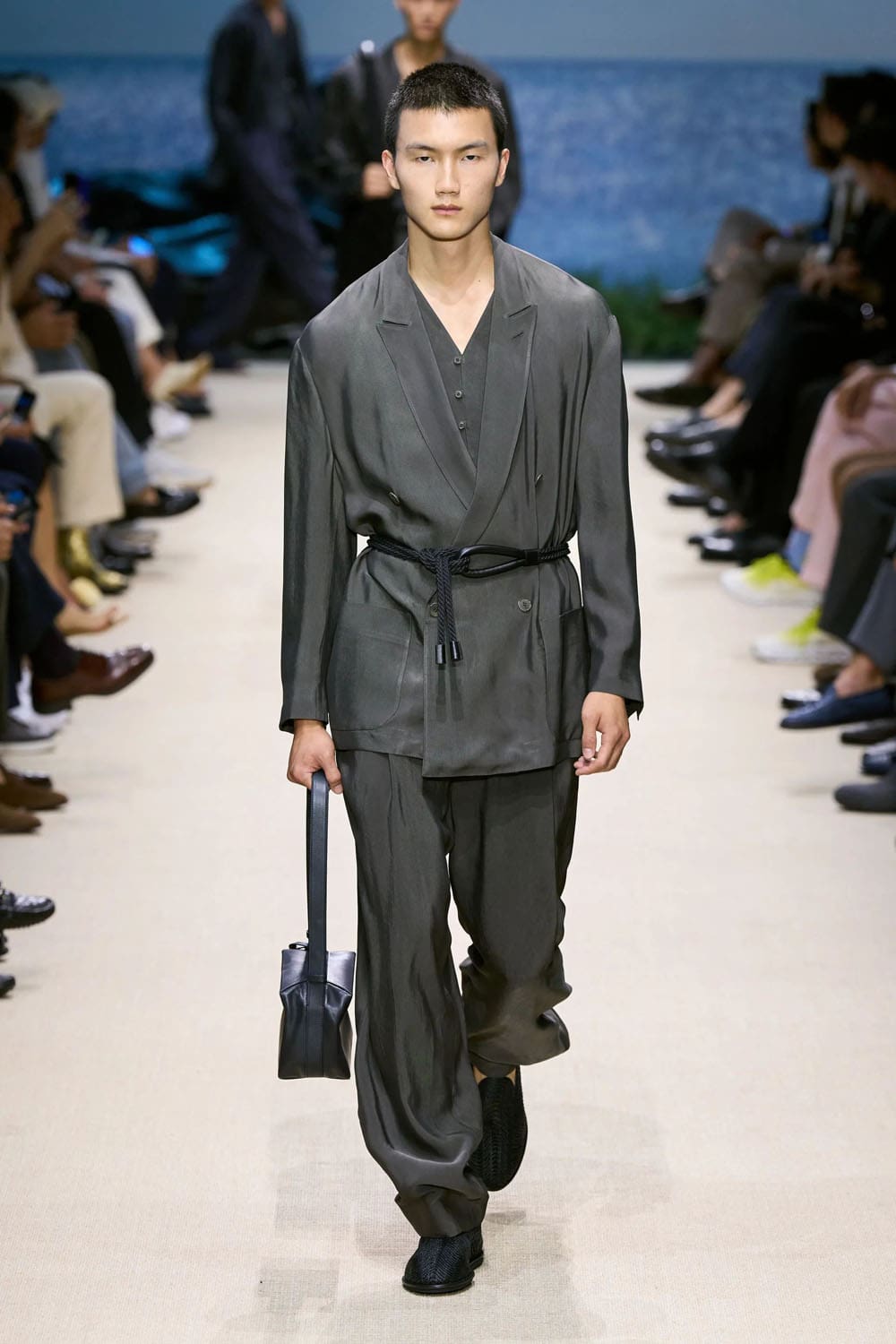 Giorgio Armani Spring Summer 2026 Men Runway Magazine (4)